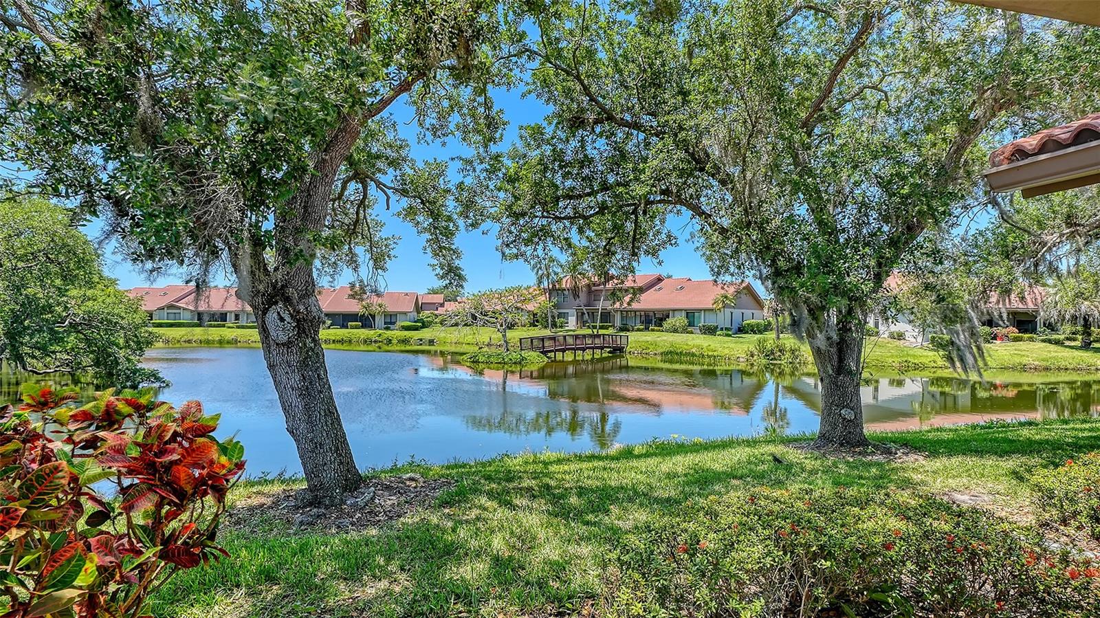 Image 5 of 58 For 6048 Wilshire Boulevard 2