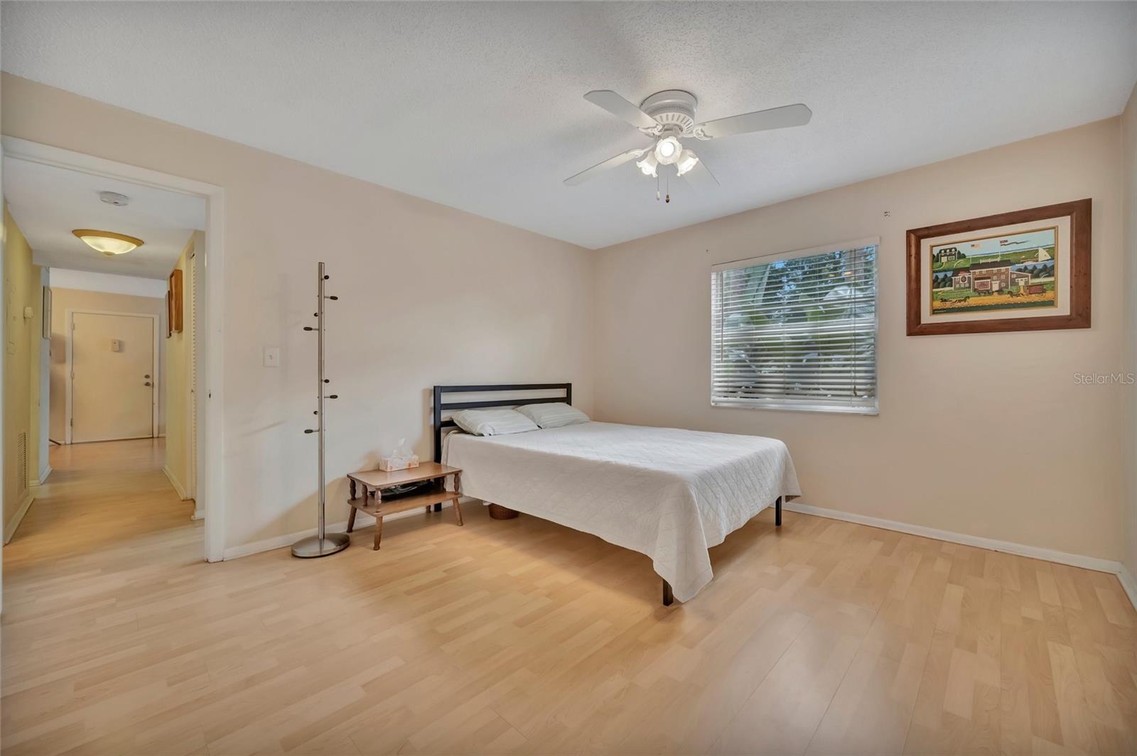 Image 14 of 24 For 3221 Beneva Road 102