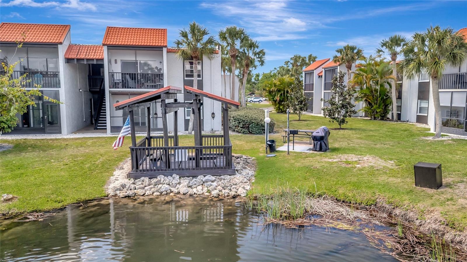 Image 21 of 24 For 3221 Beneva Road 102