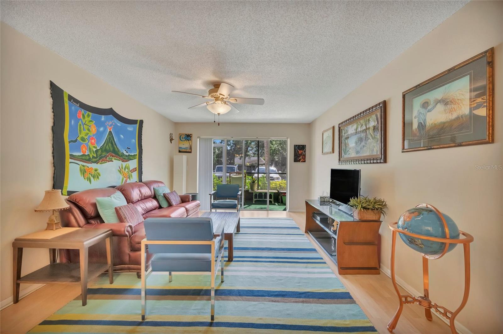 Image 3 of 24 For 3221 Beneva Road 102