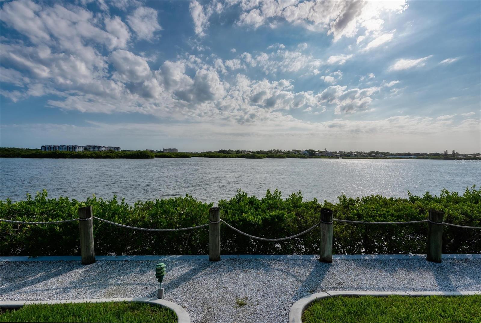 Image 34 of 70 For 1269 Siesta Bayside Drive 1269c
