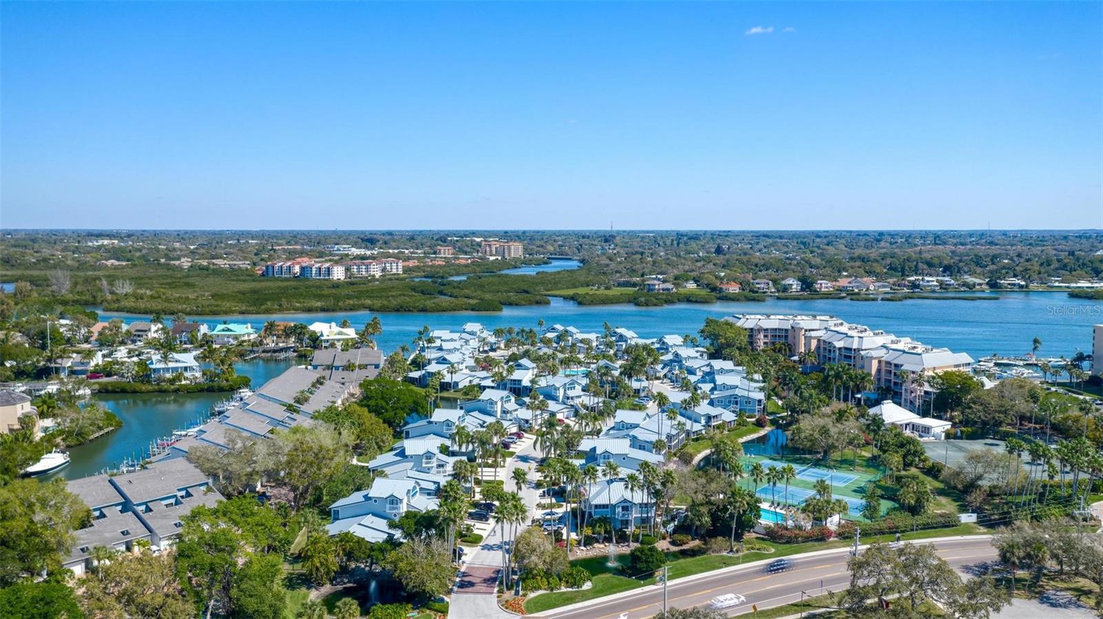 Image 41 of 70 For 1269 Siesta Bayside Drive 1269c