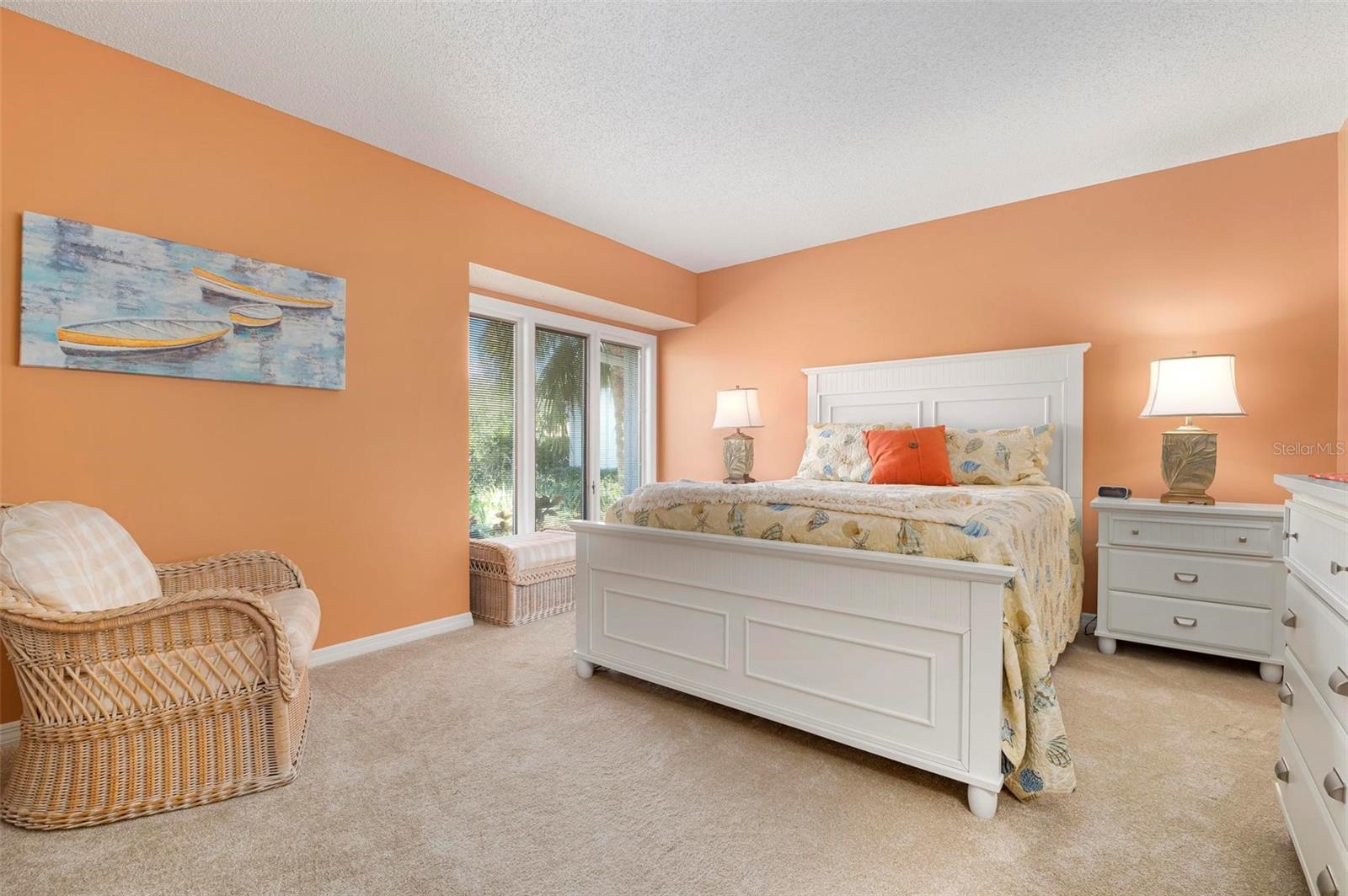 Image 23 of 66 For 3896 Wilshire Drive 11