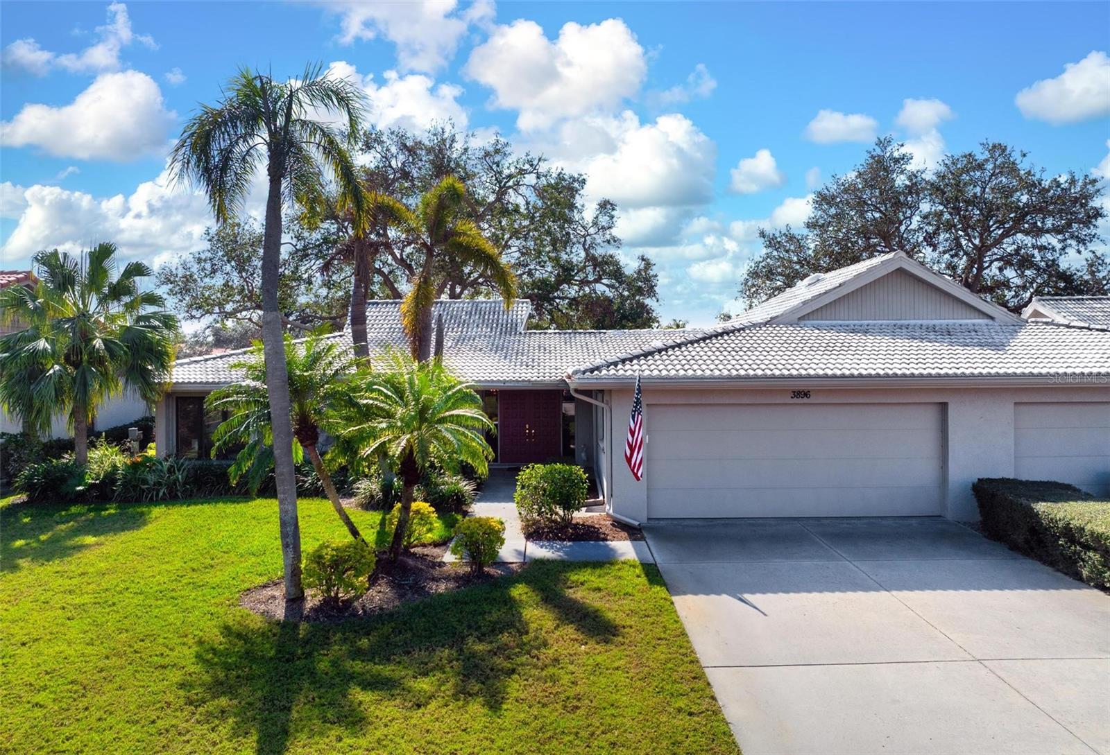 Image 42 of 66 For 3896 Wilshire Drive 11