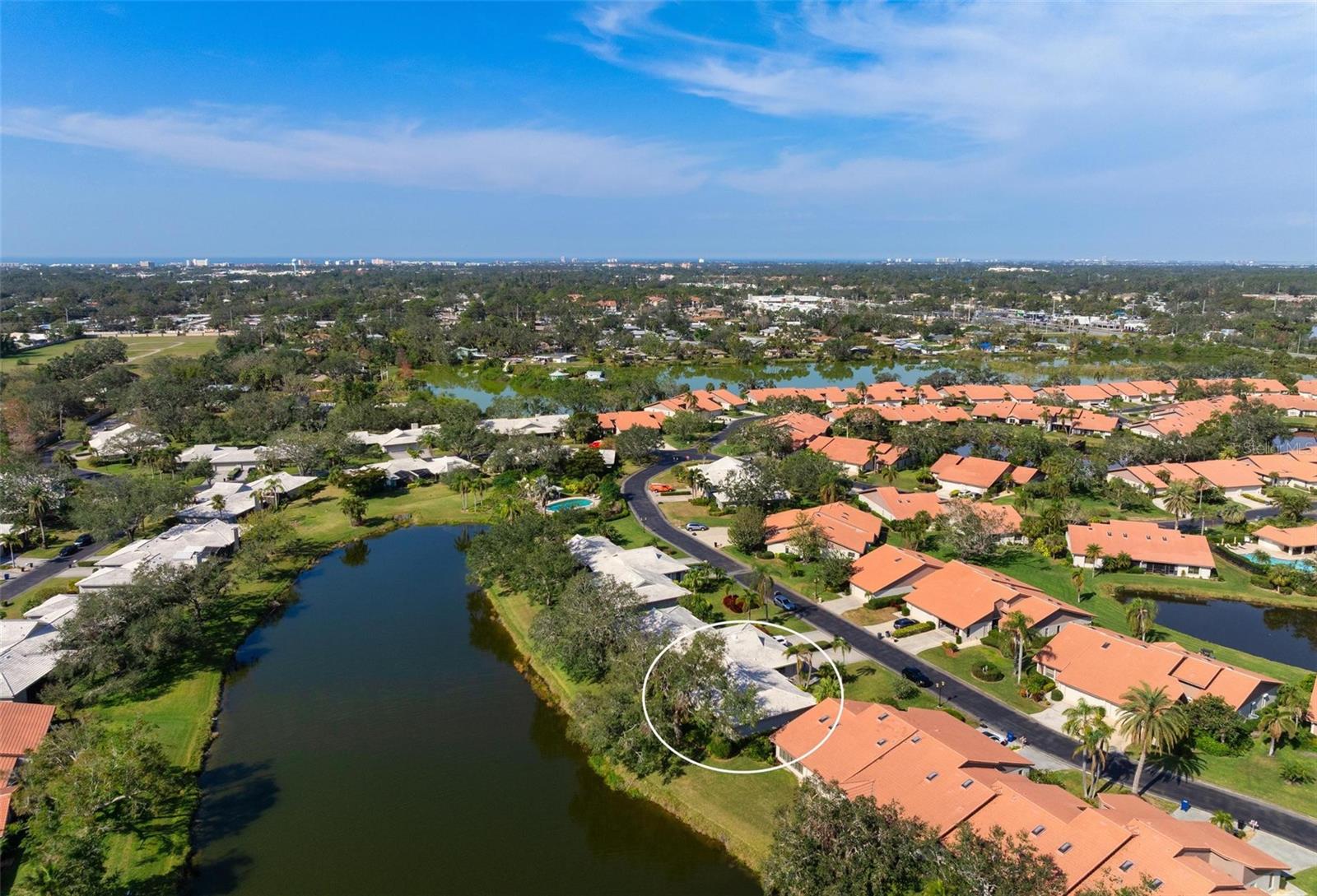 Image 49 of 66 For 3896 Wilshire Drive 11