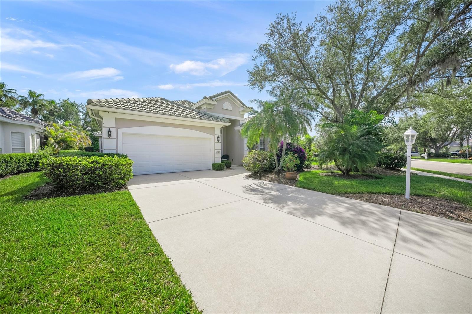 Details for 6923 Lennox Place, UNIVERSITY PARK, FL 34201