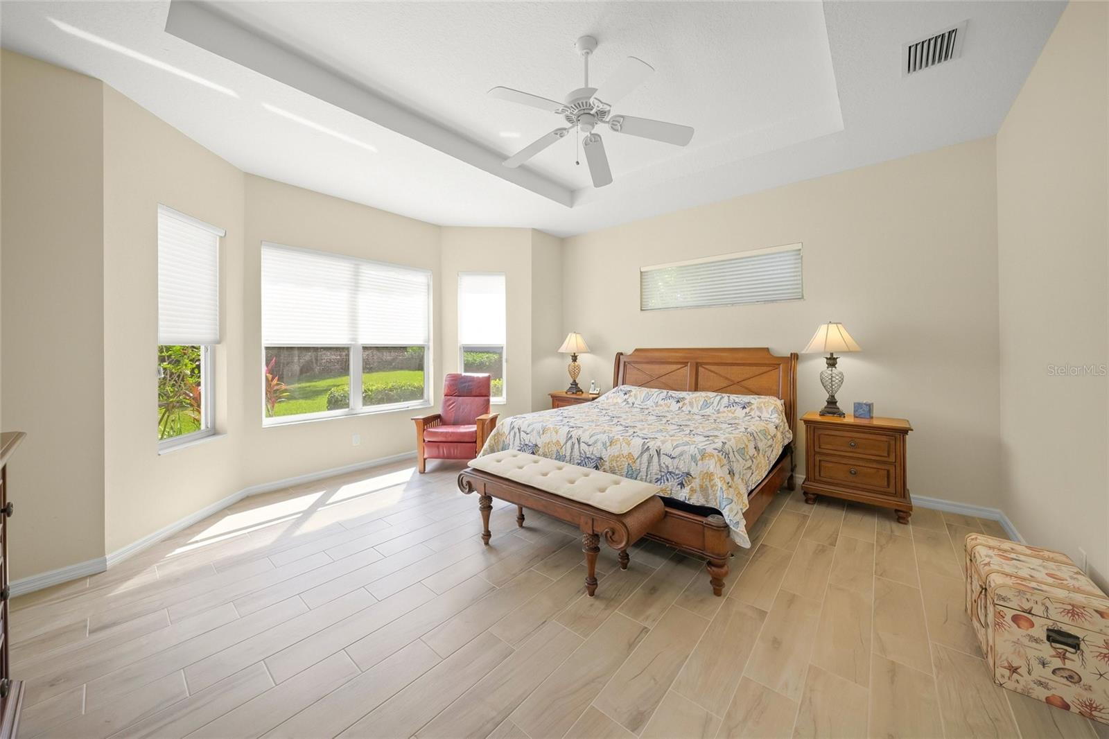 Image 20 of 53 For 6923 Lennox Place