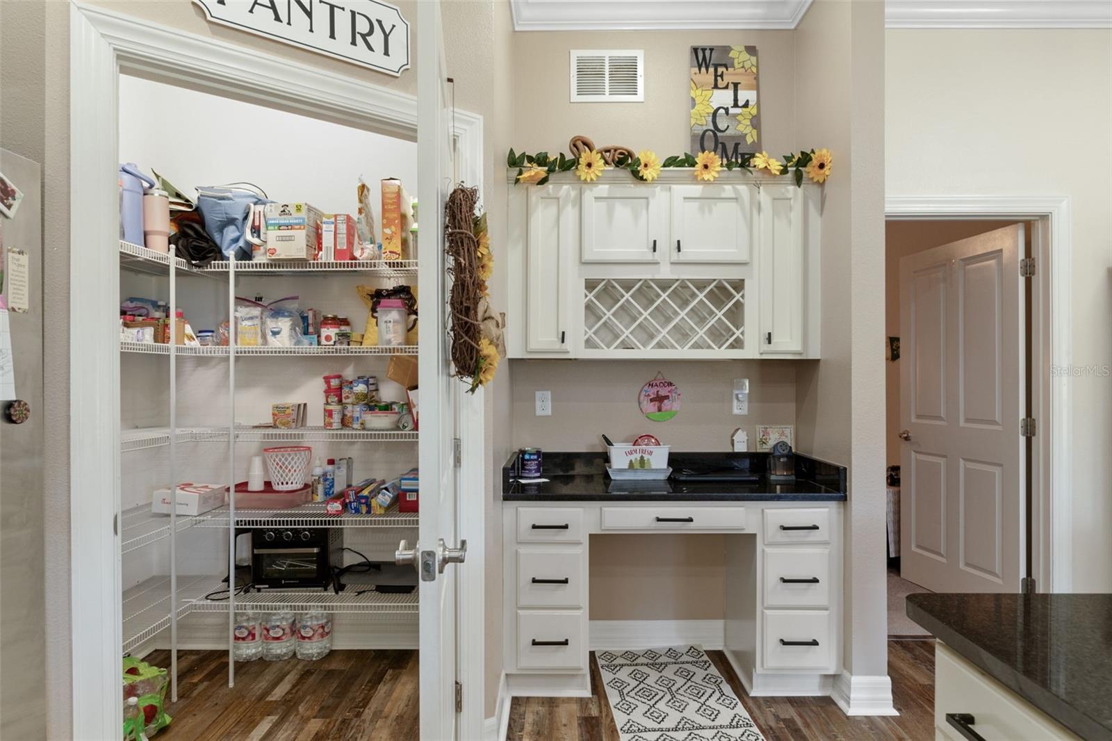 Image 24 of 49 For 7986 Southern Pines Drive 536