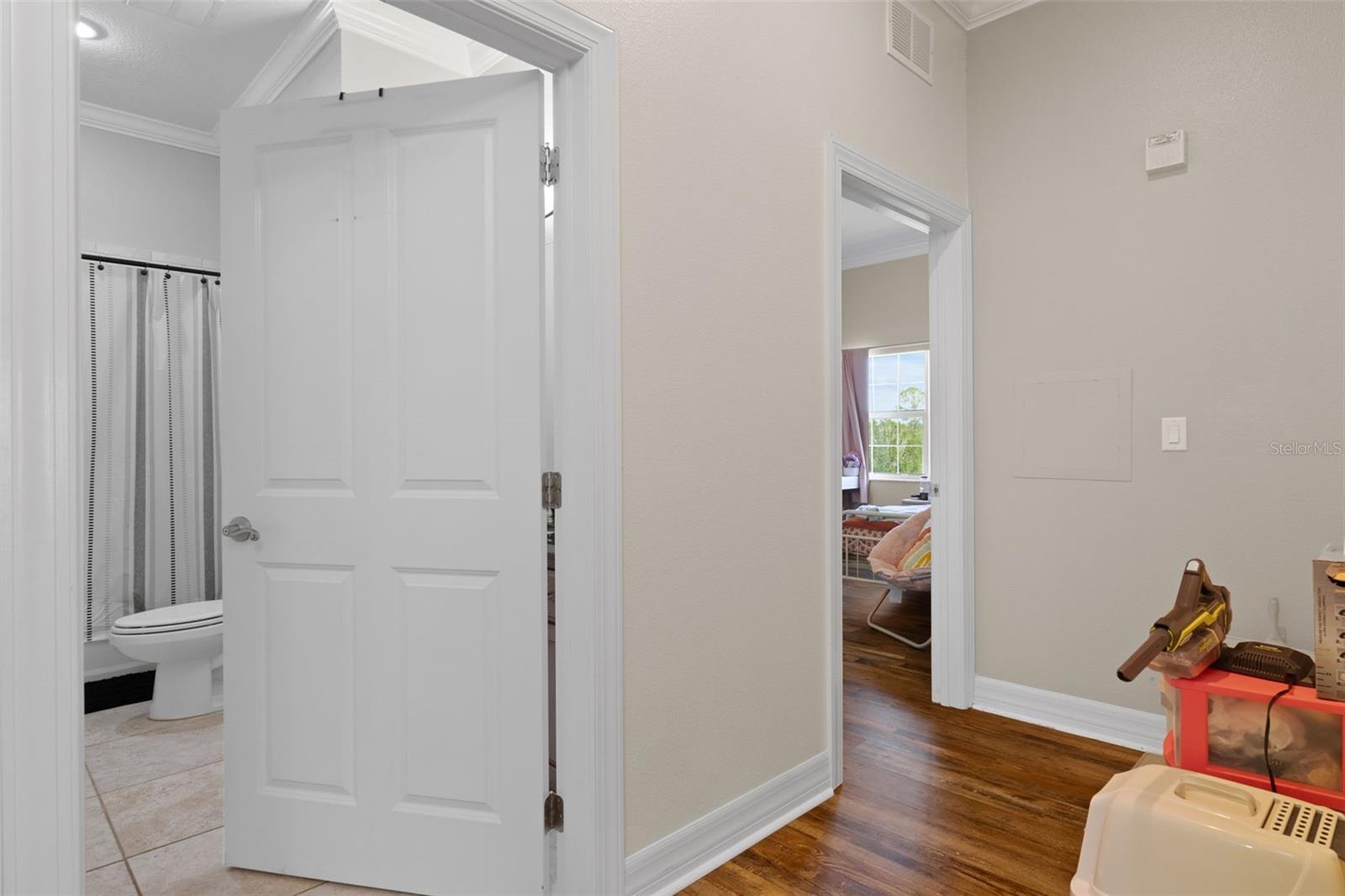 Image 34 of 49 For 7986 Southern Pines Drive 536