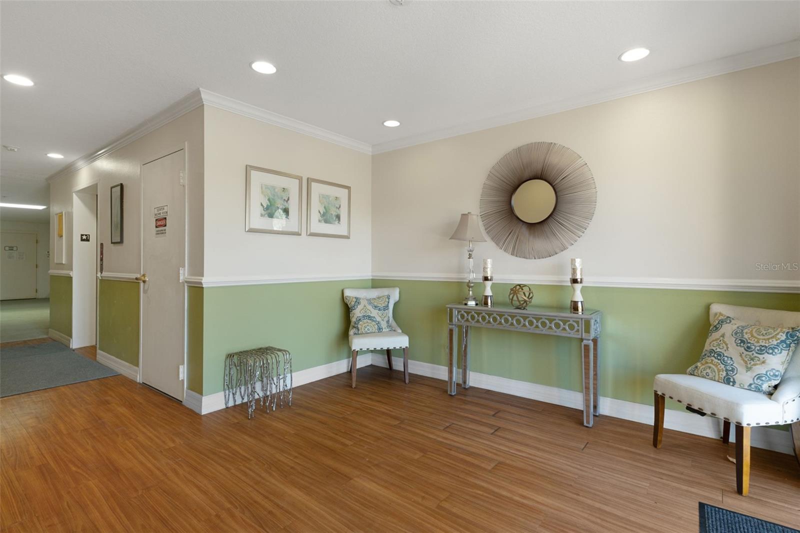 Image 5 of 49 For 7986 Southern Pines Drive 536