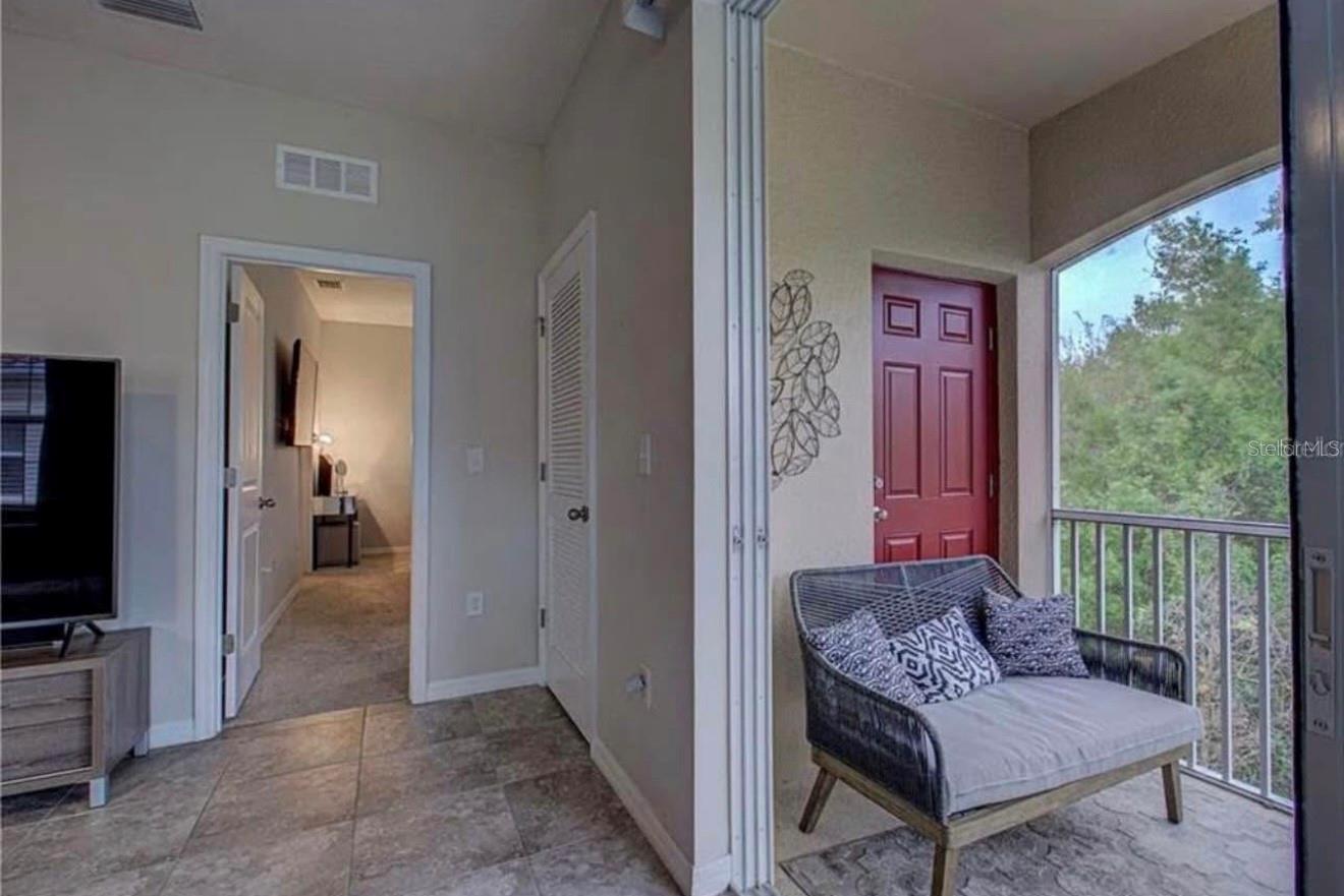 Image 18 of 25 For 8342 Enclave Way 104