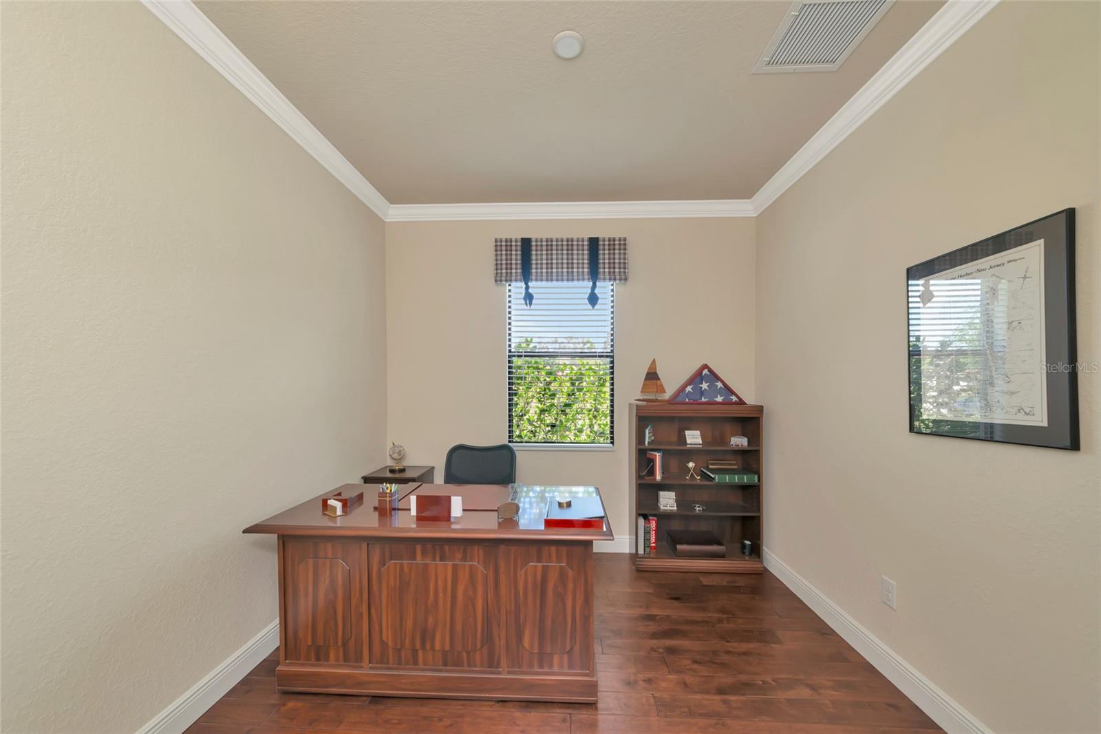 Image 11 of 37 For 157 Wandering Wetlands Circle