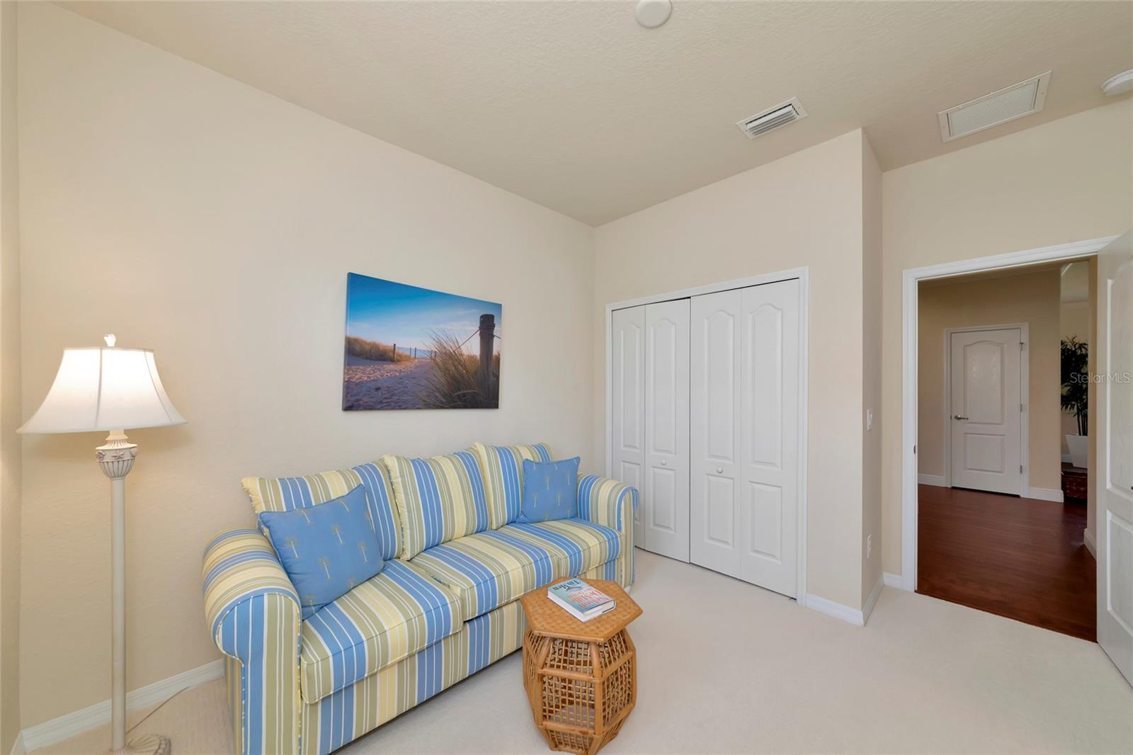 Image 14 of 37 For 157 Wandering Wetlands Circle