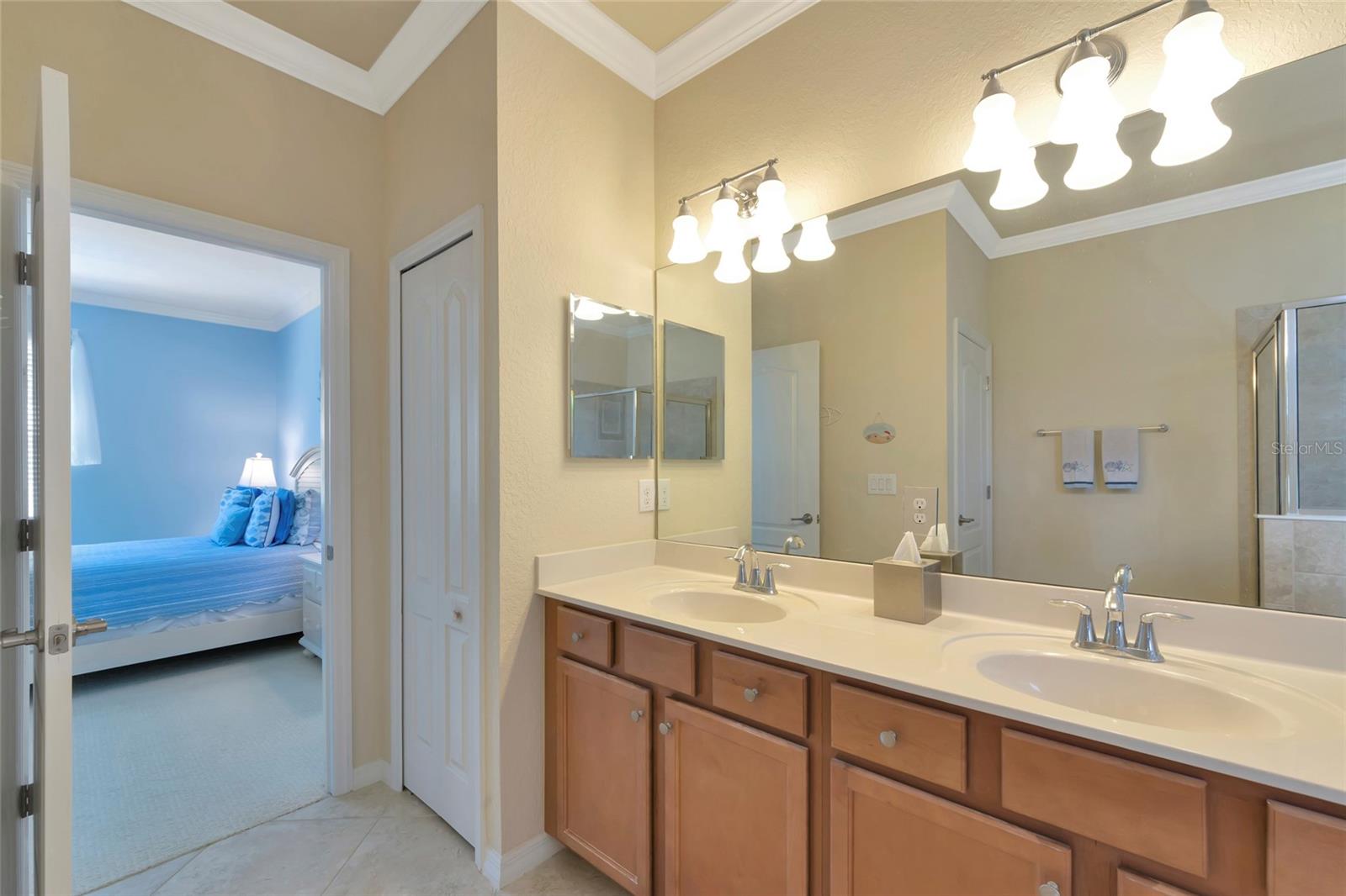 Image 19 of 37 For 157 Wandering Wetlands Circle