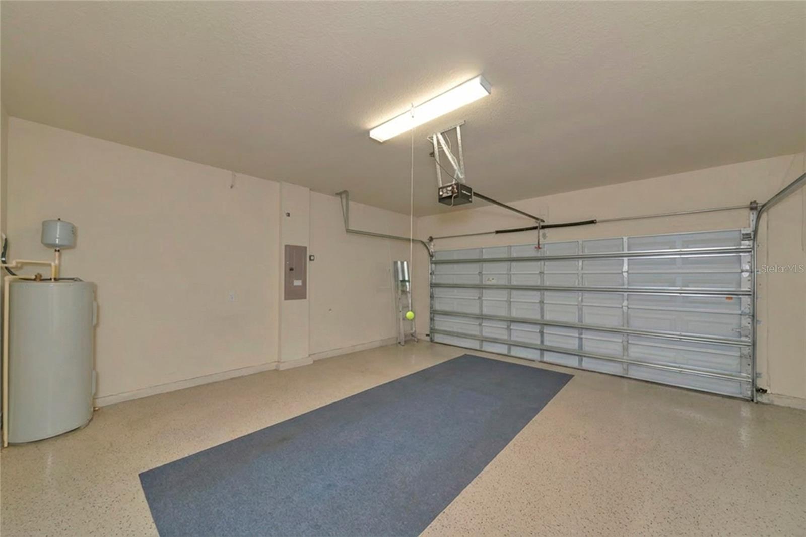 Image 23 of 37 For 157 Wandering Wetlands Circle