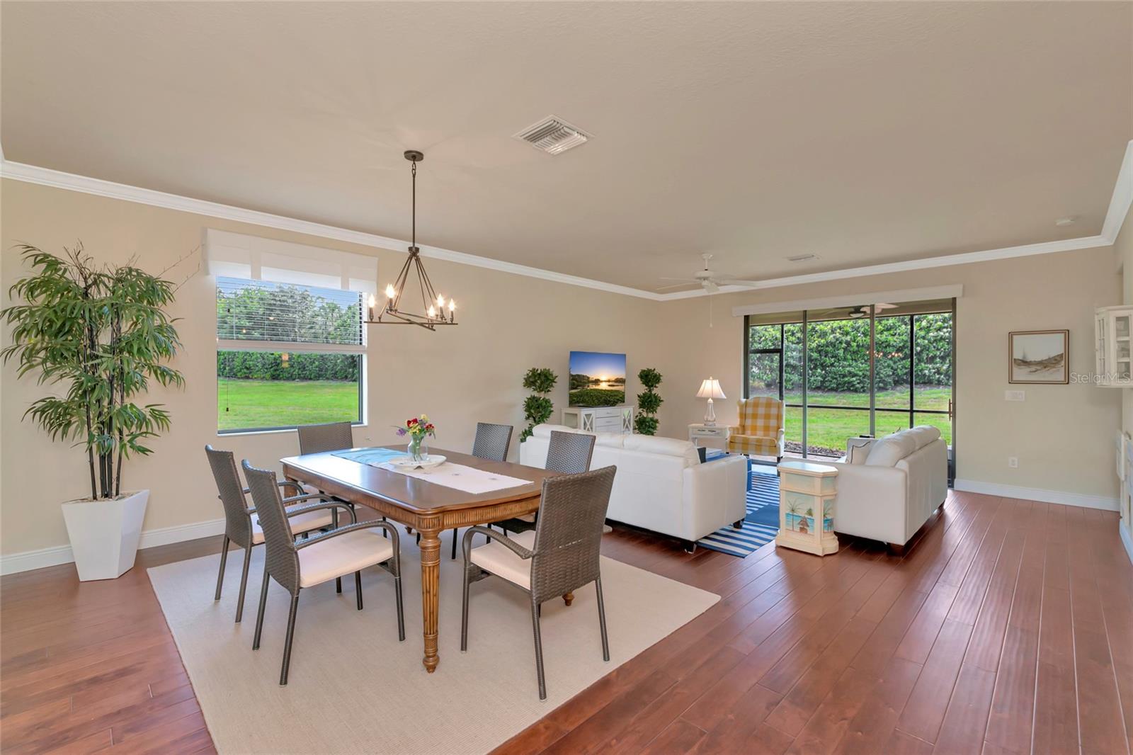 Image 8 of 37 For 157 Wandering Wetlands Circle