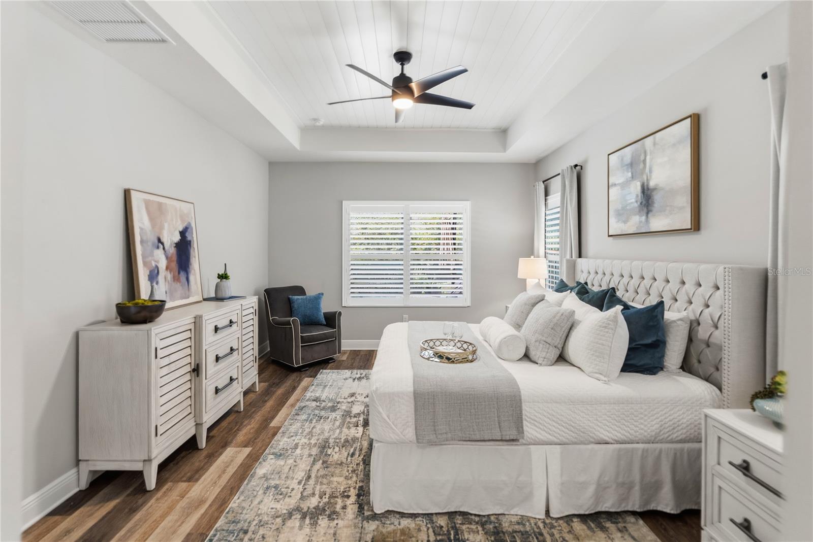 Image 18 of 38 For 1215 Thornbury Drive