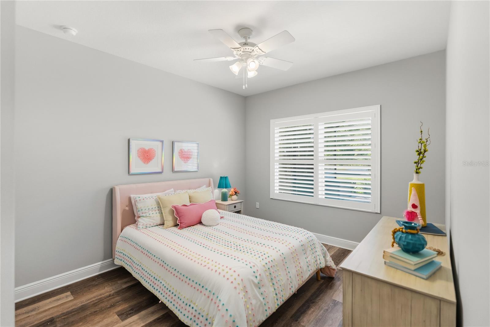 Image 19 of 38 For 1215 Thornbury Drive