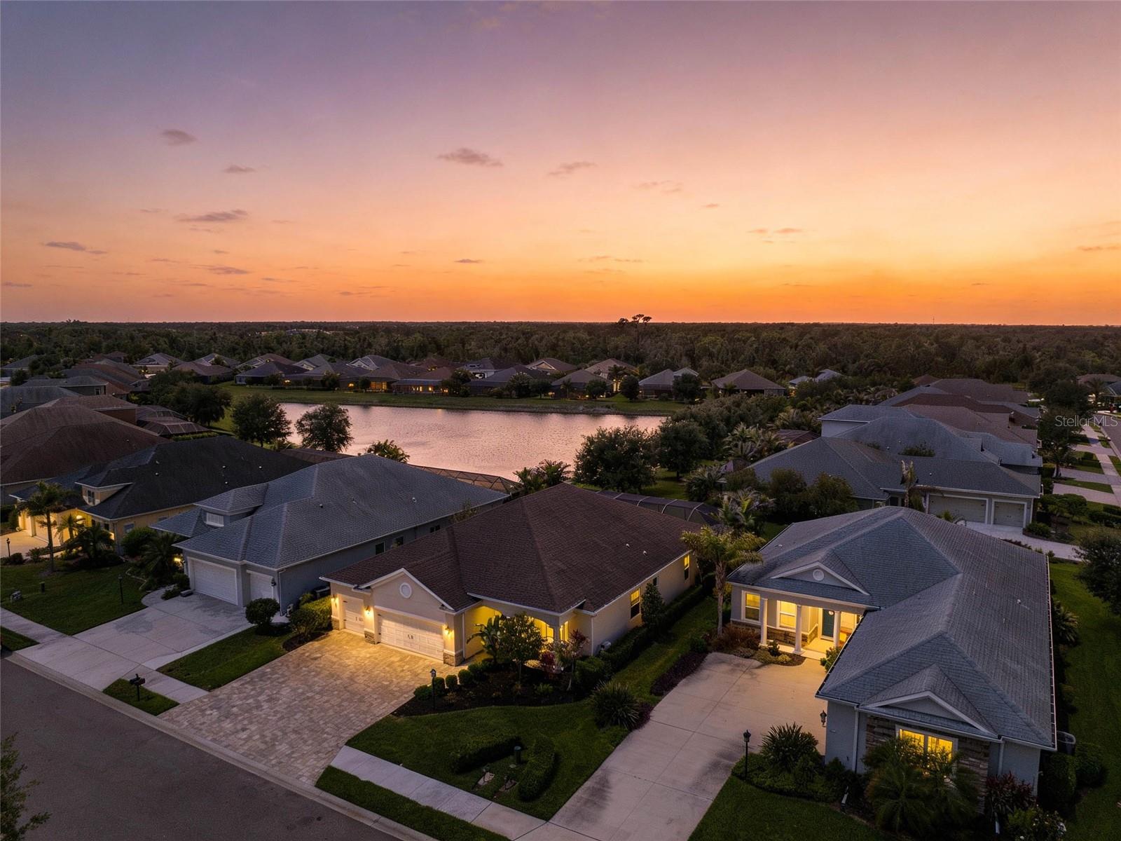 Image 2 of 38 For 1215 Thornbury Drive