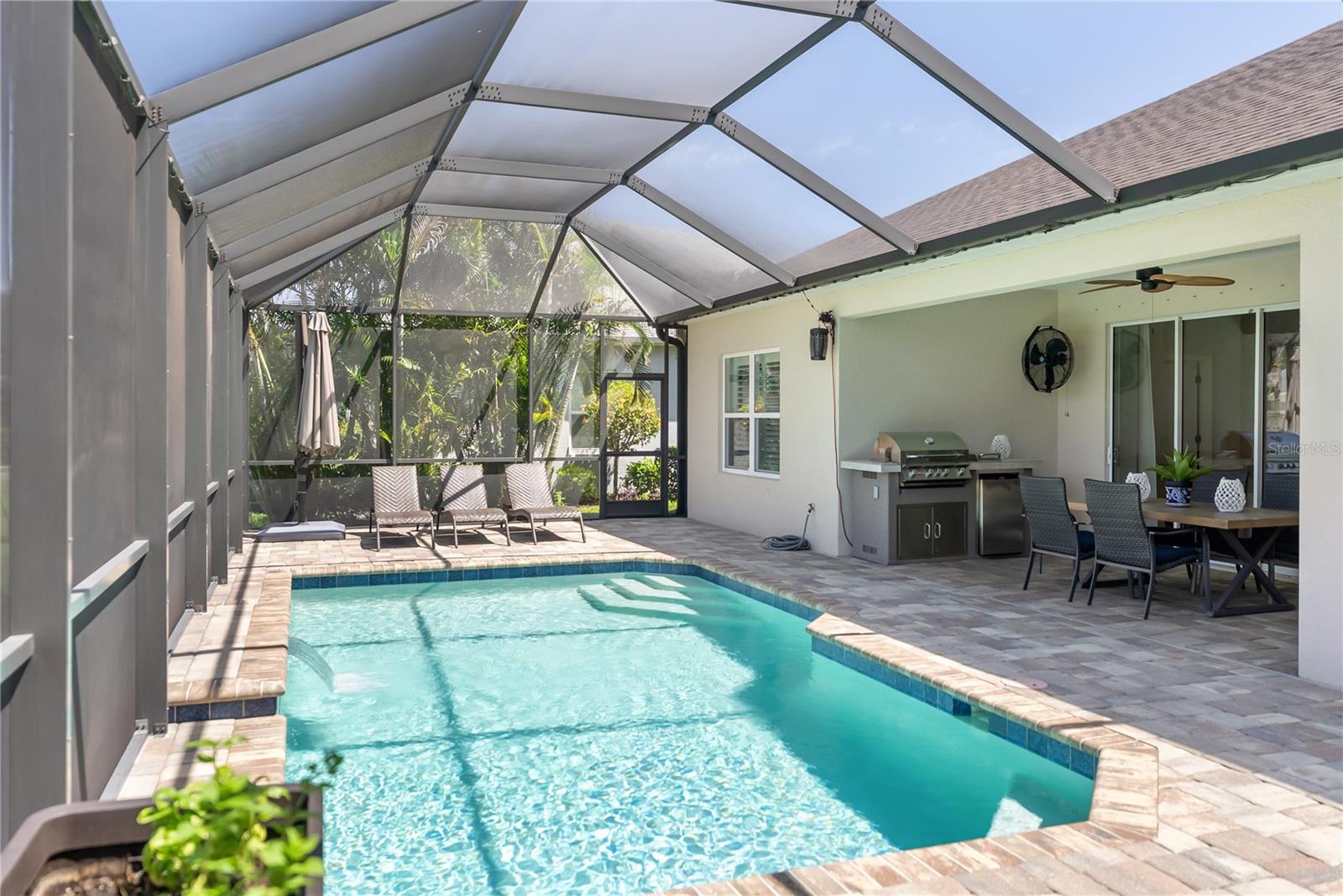 Image 25 of 38 For 1215 Thornbury Drive