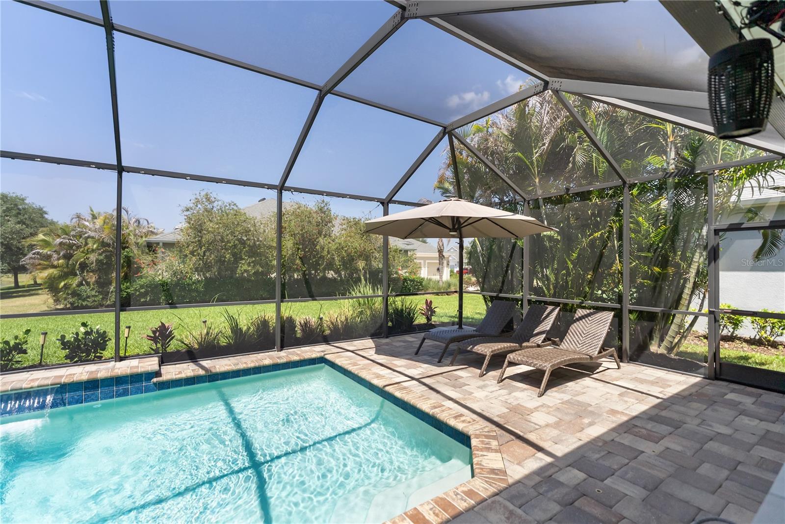 Image 26 of 38 For 1215 Thornbury Drive