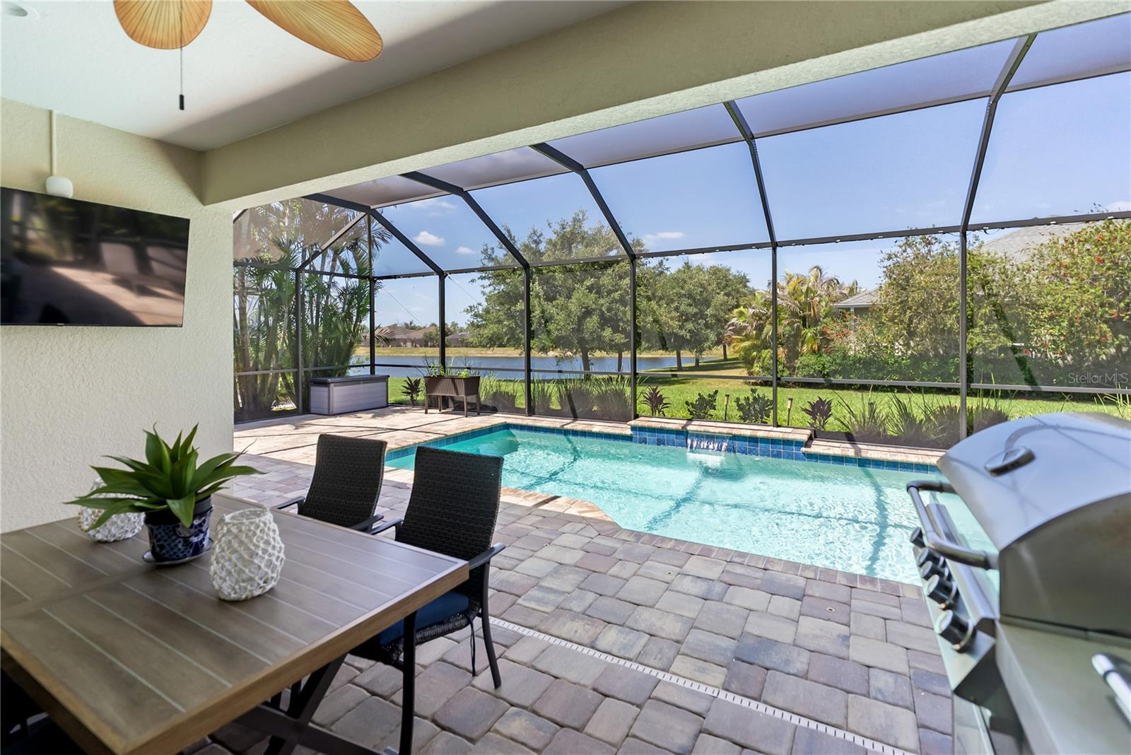 Image 28 of 38 For 1215 Thornbury Drive