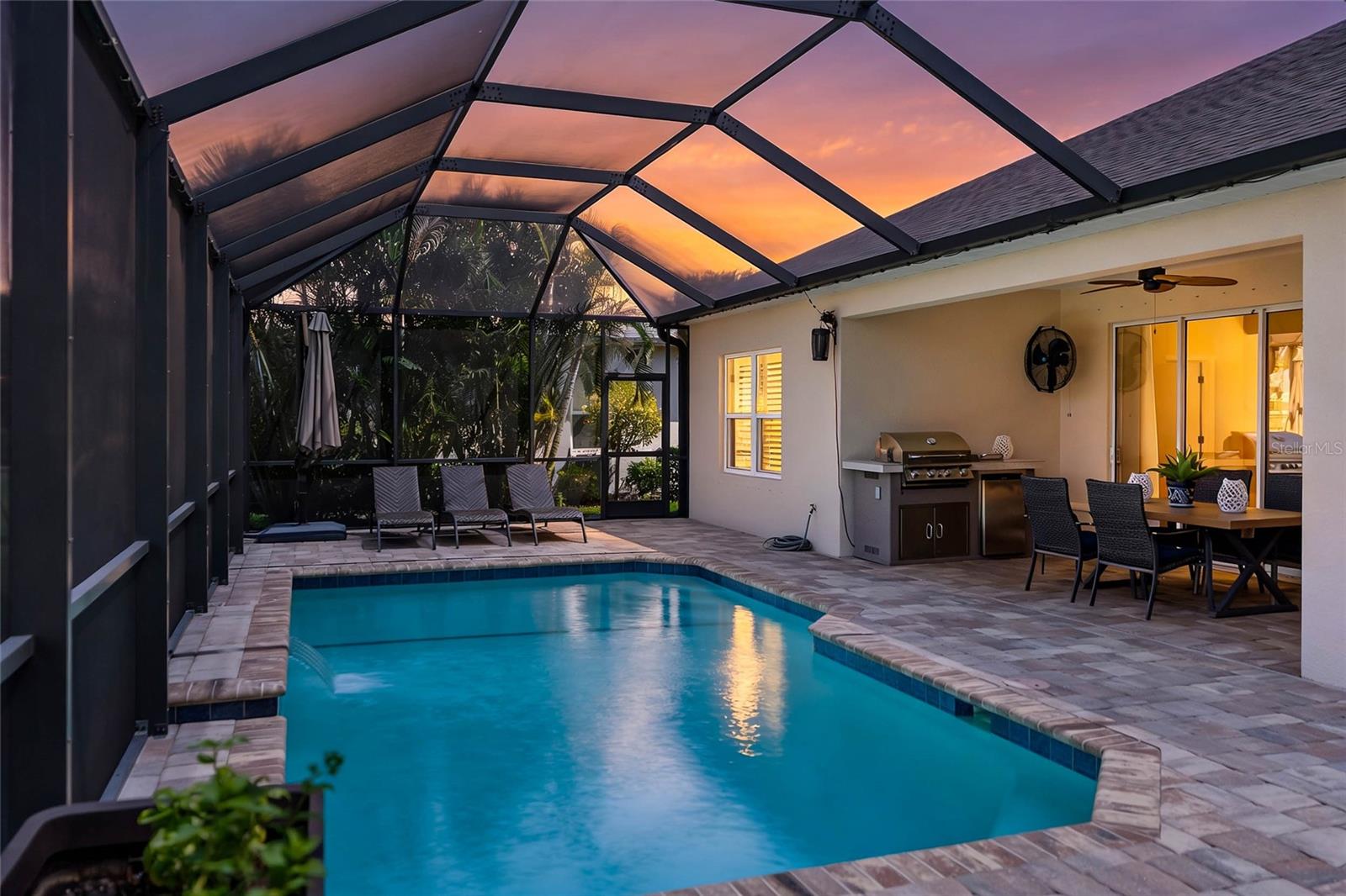 Image 3 of 38 For 1215 Thornbury Drive