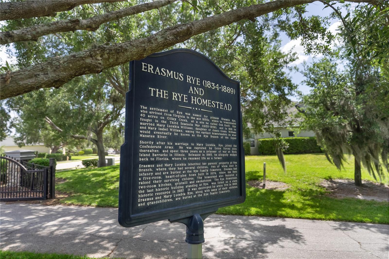 Image 33 of 38 For 1215 Thornbury Drive