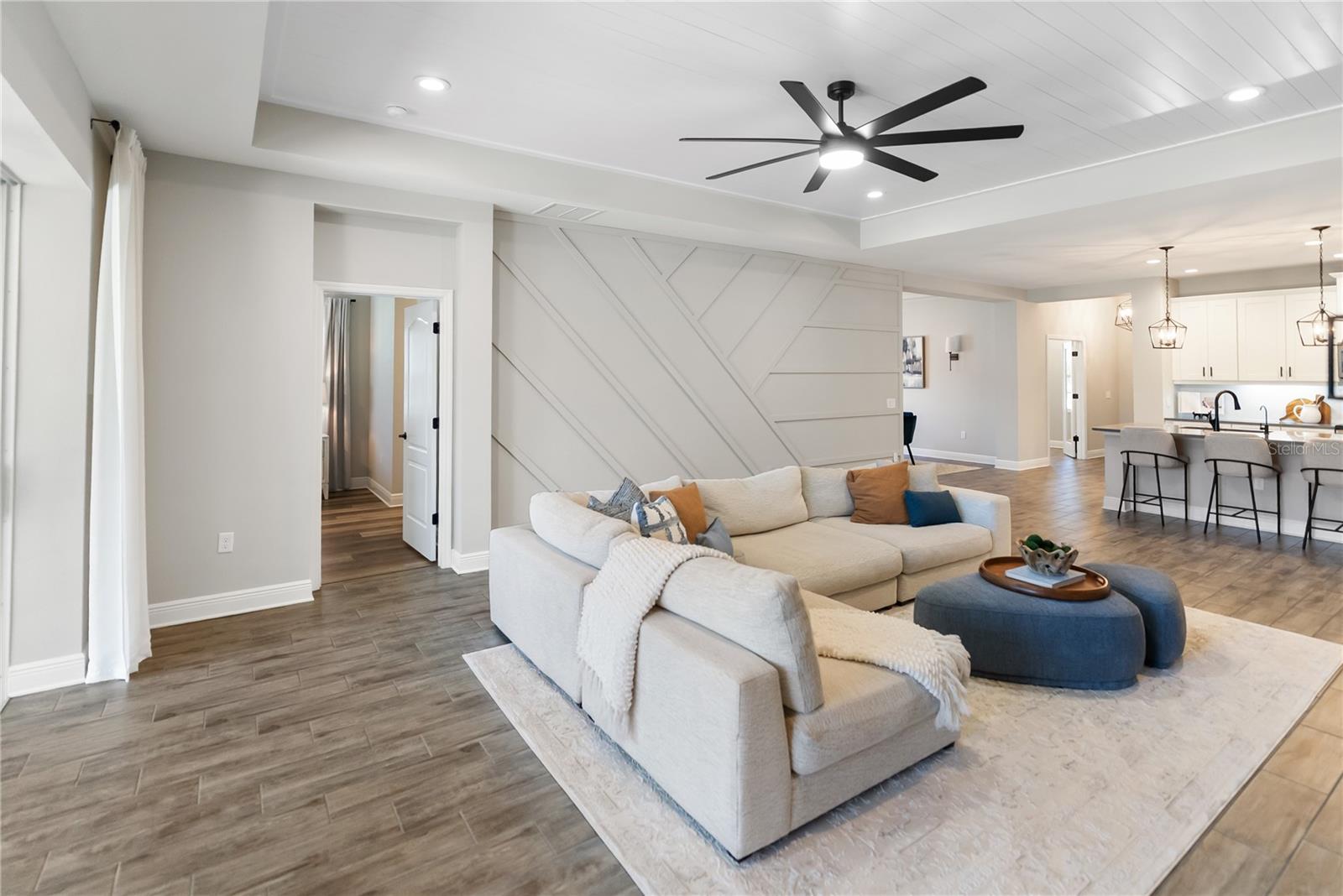 Image 7 of 38 For 1215 Thornbury Drive