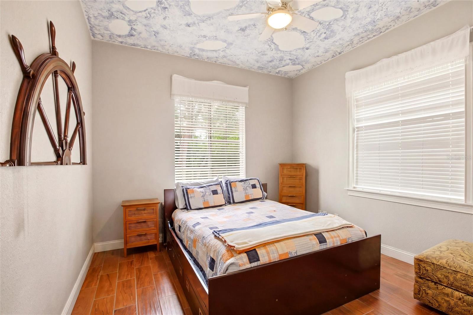 Image 24 of 47 For 500 Suffolk Cir Circle