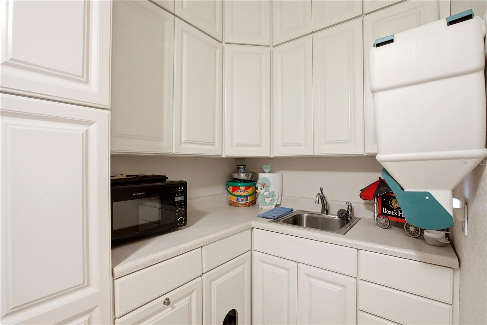 Image 28 of 47 For 500 Suffolk Cir Circle