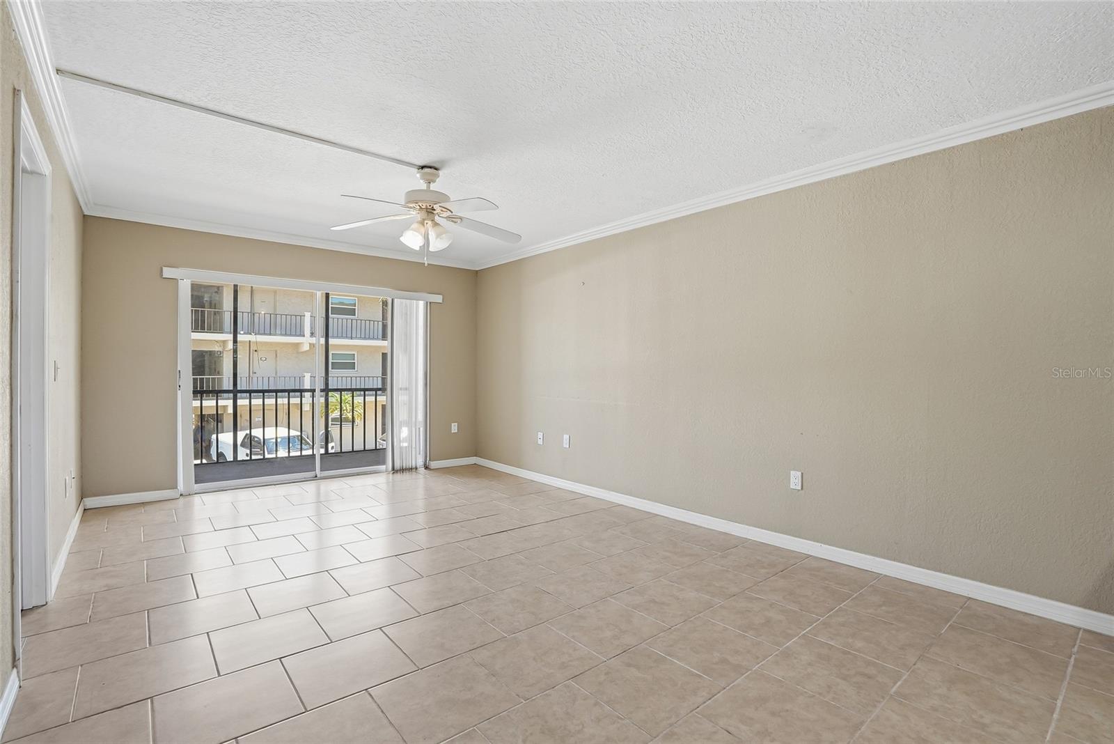 Image 12 of 35 For 2220 Stickney Point Road 520