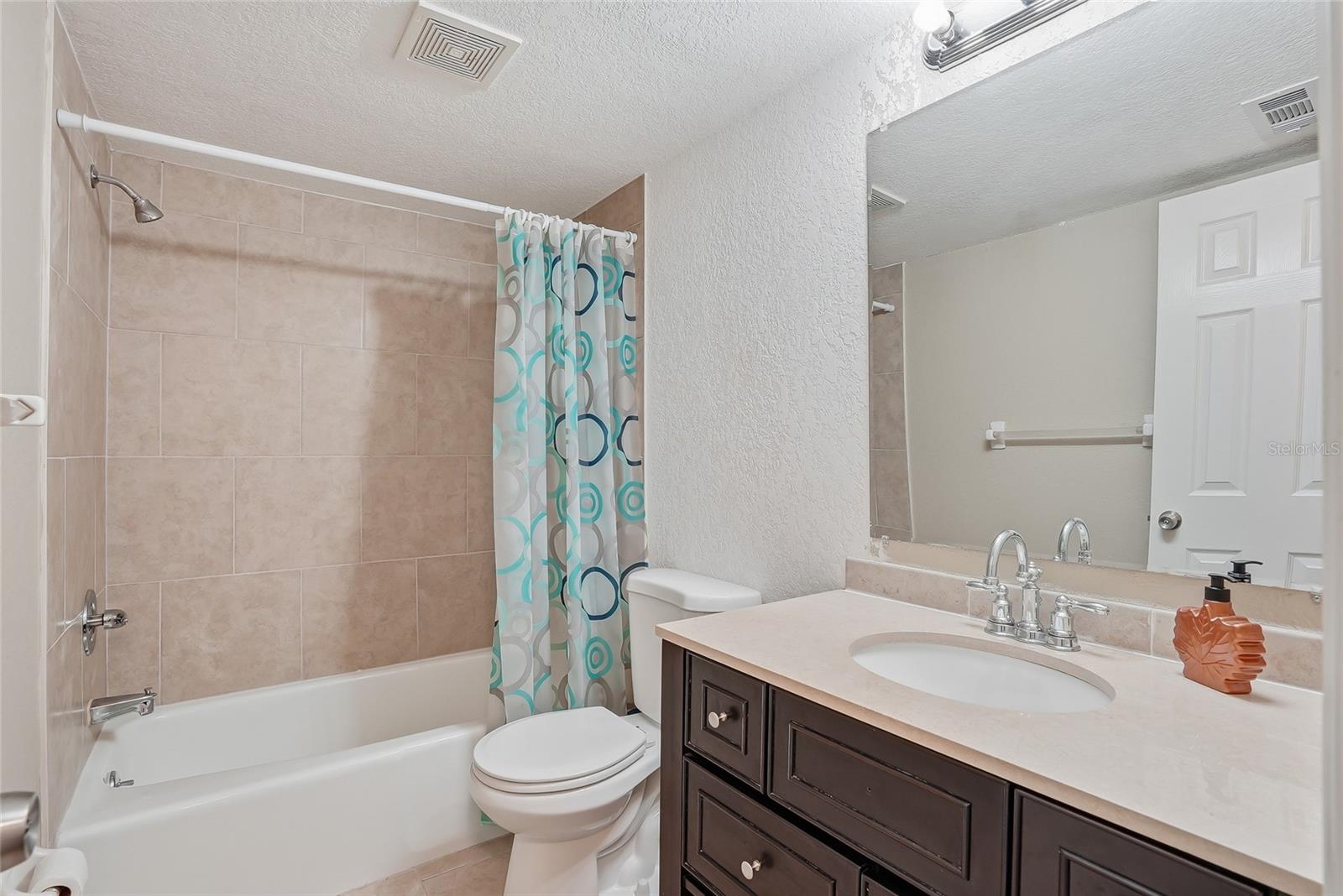 Image 24 of 35 For 2220 Stickney Point Road 520