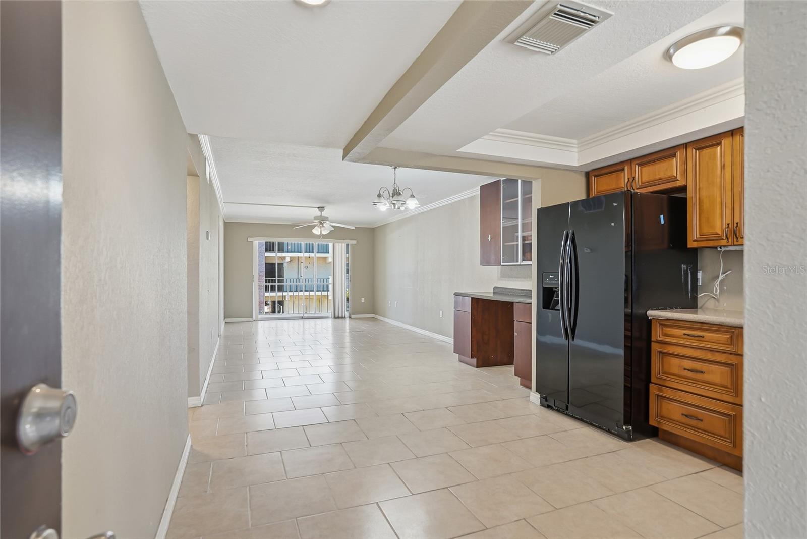 Image 5 of 35 For 2220 Stickney Point Road 520