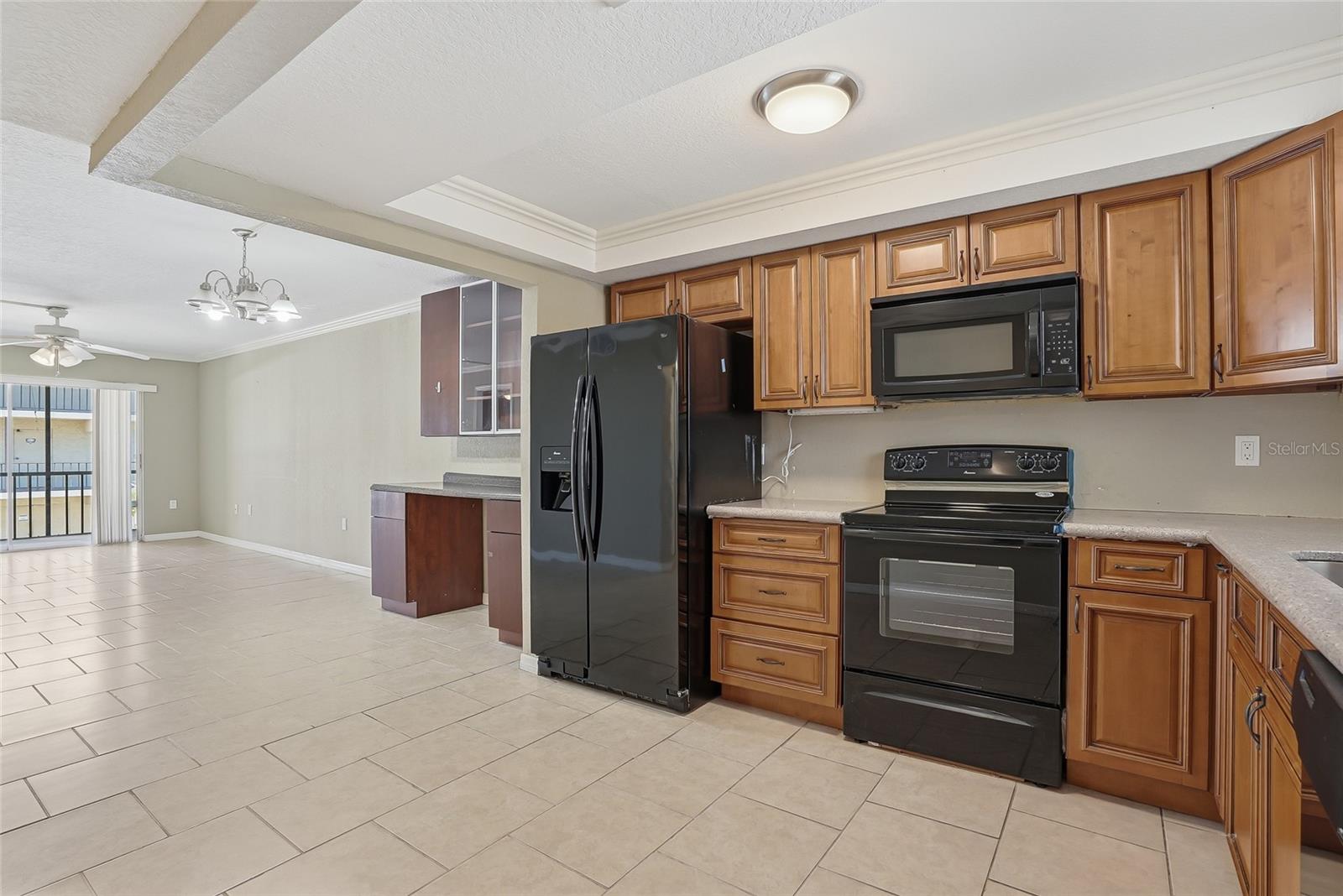 Image 6 of 35 For 2220 Stickney Point Road 520