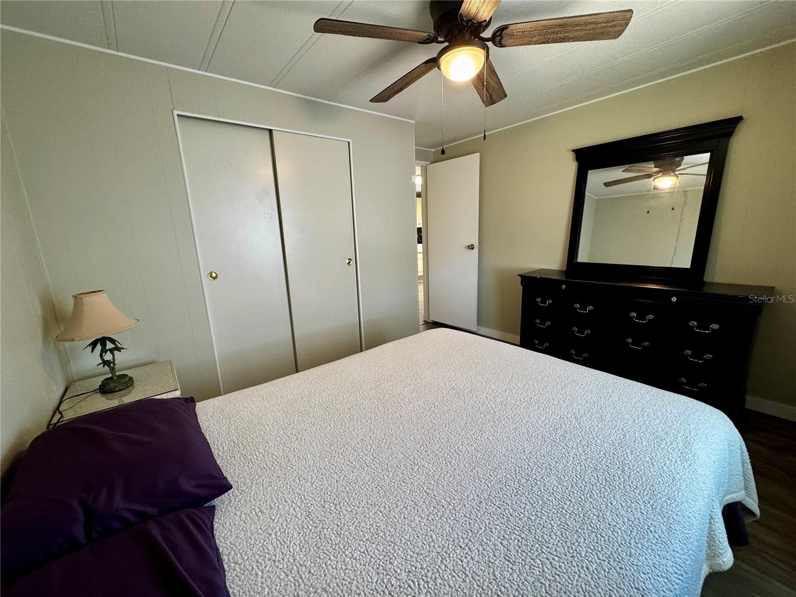 Image 23 of 40 For 5619 Bayshore Road 120