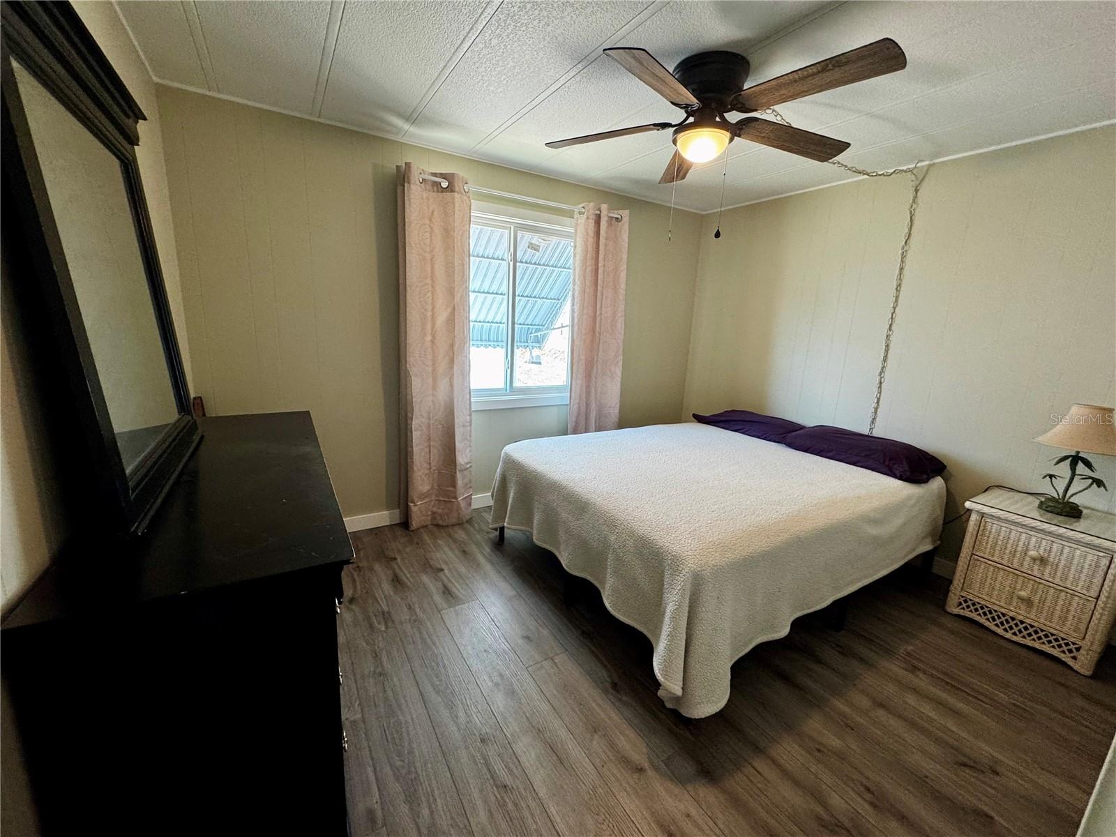 Image 24 of 40 For 5619 Bayshore Road 120