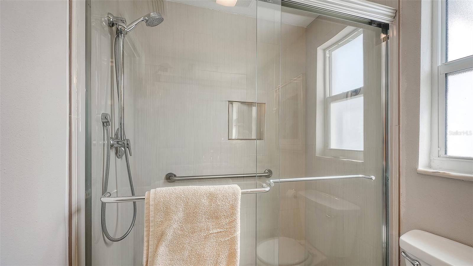 Image 29 of 69 For 900 Spanish Drive N