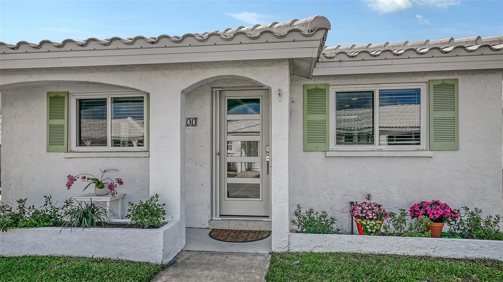 Image 4 of 69 For 900 Spanish Drive N