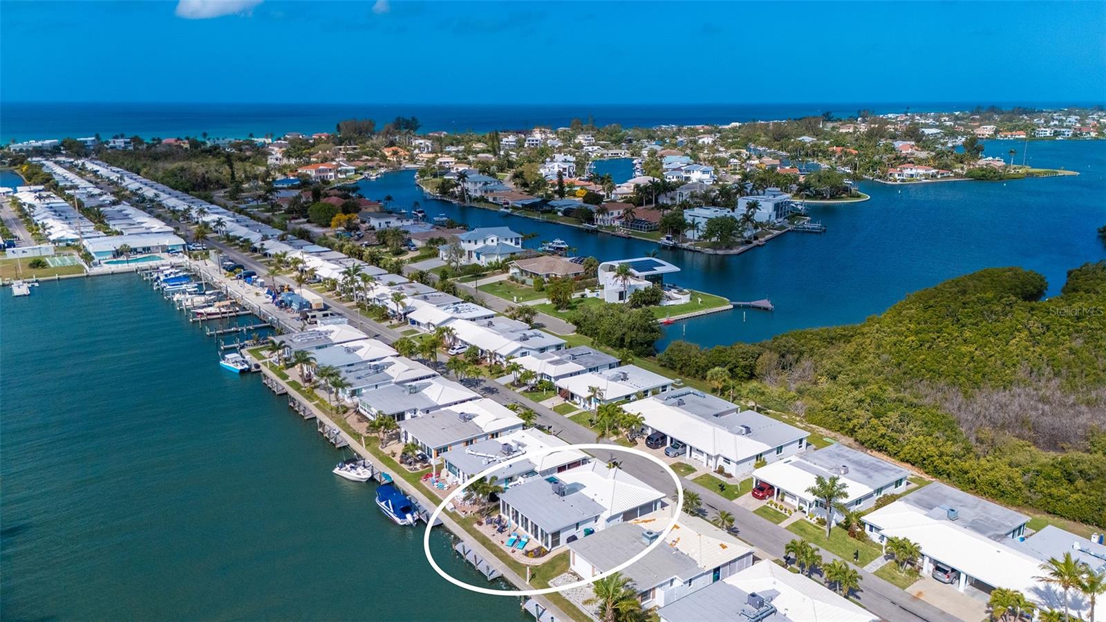 Image 46 of 69 For 900 Spanish Drive N