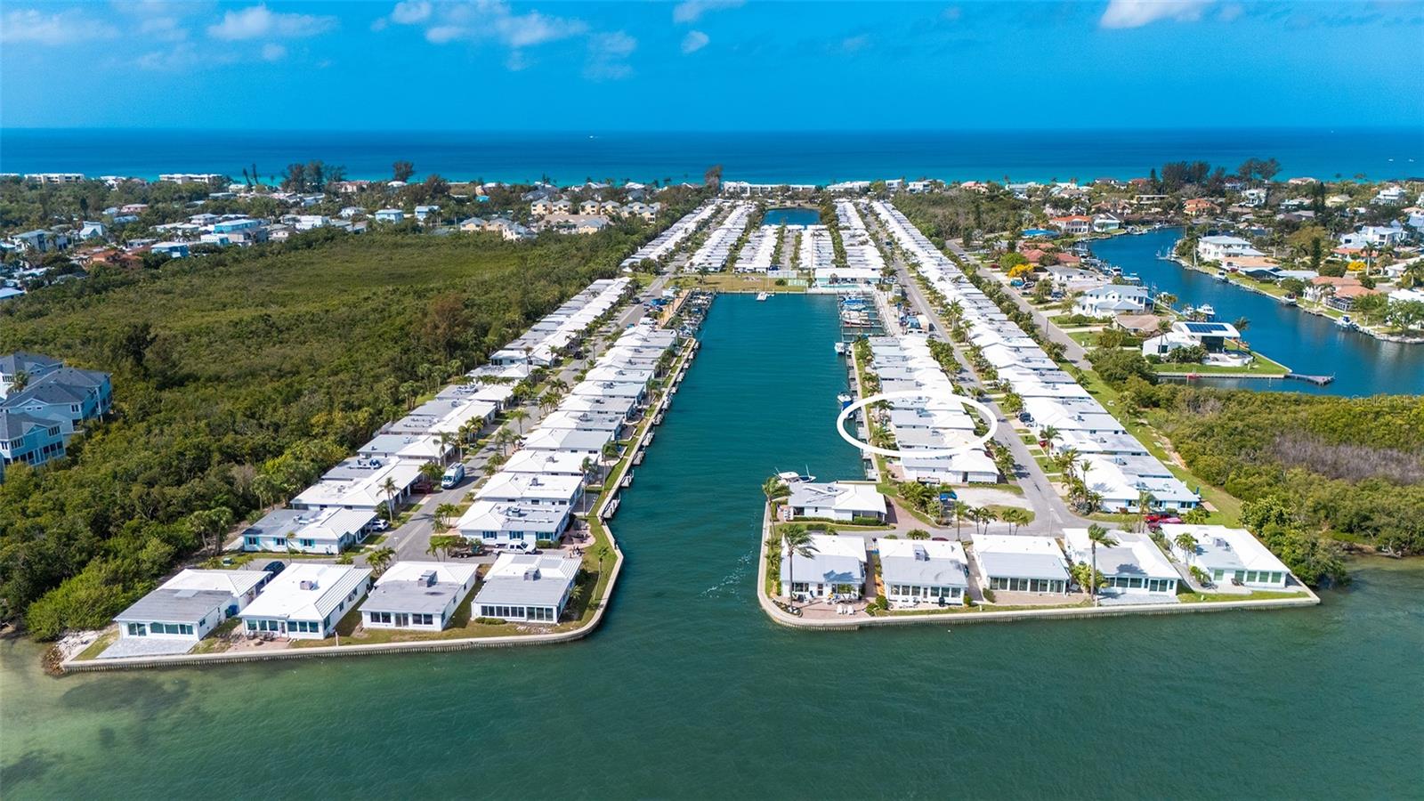 Image 48 of 69 For 900 Spanish Drive N