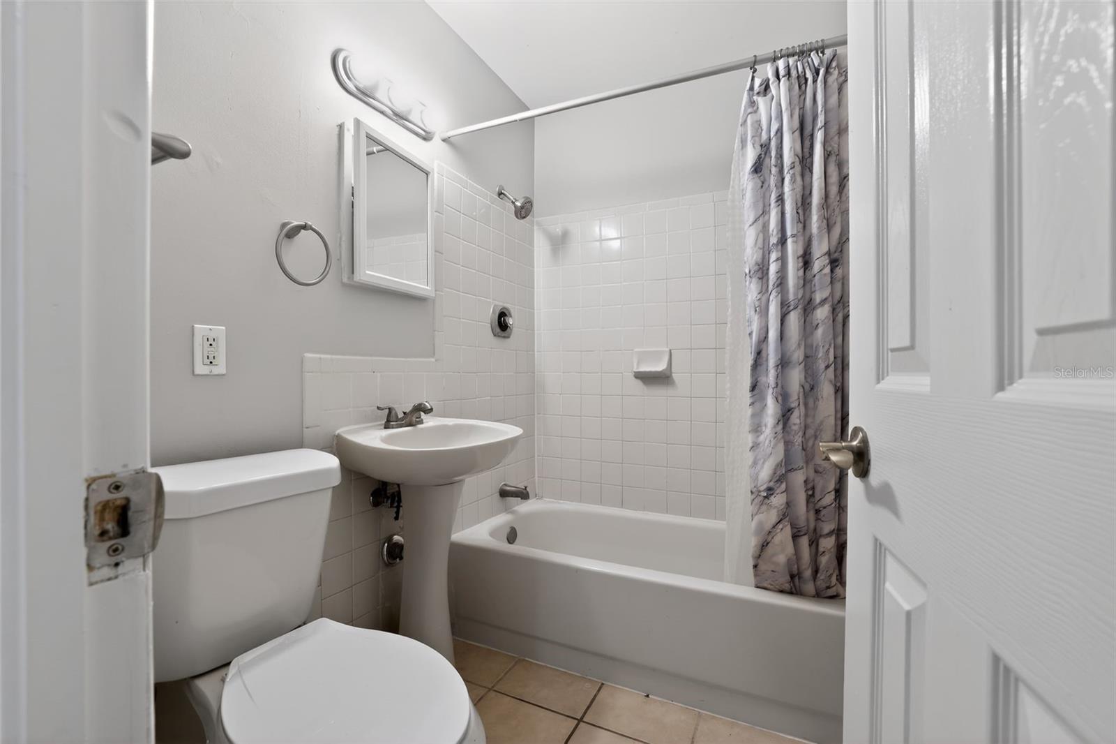Image 30 of 40 For 4019 7th Avenue N