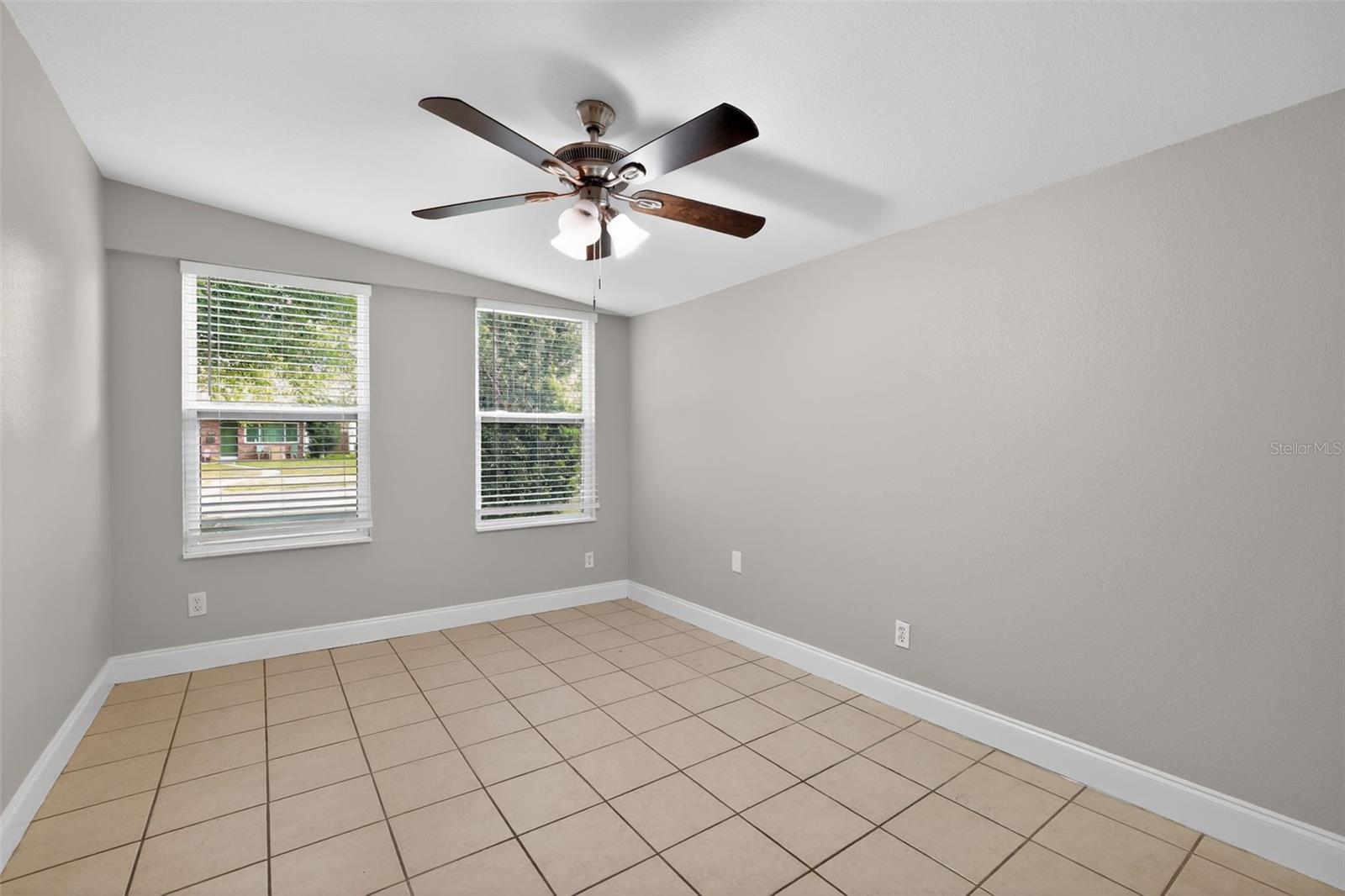 Image 9 of 40 For 4019 7th Avenue N