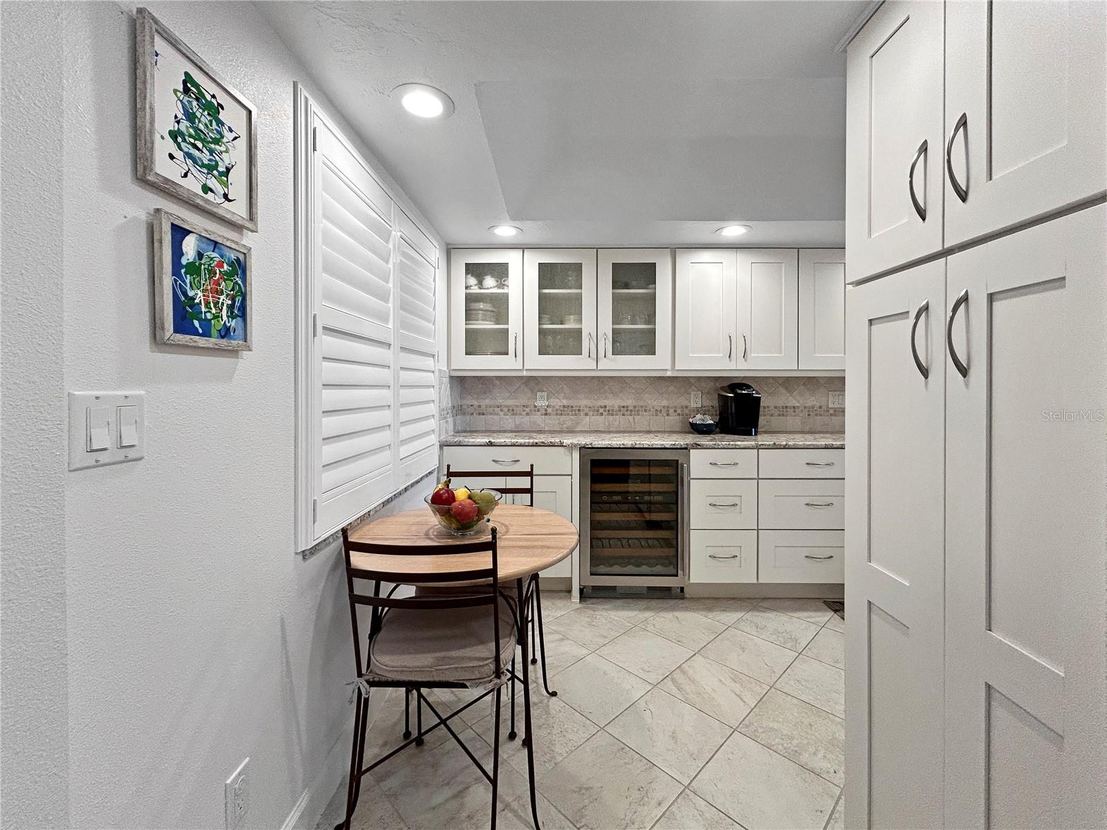 Image 10 of 38 For 4325 Gulf Of Mexico Drive 305