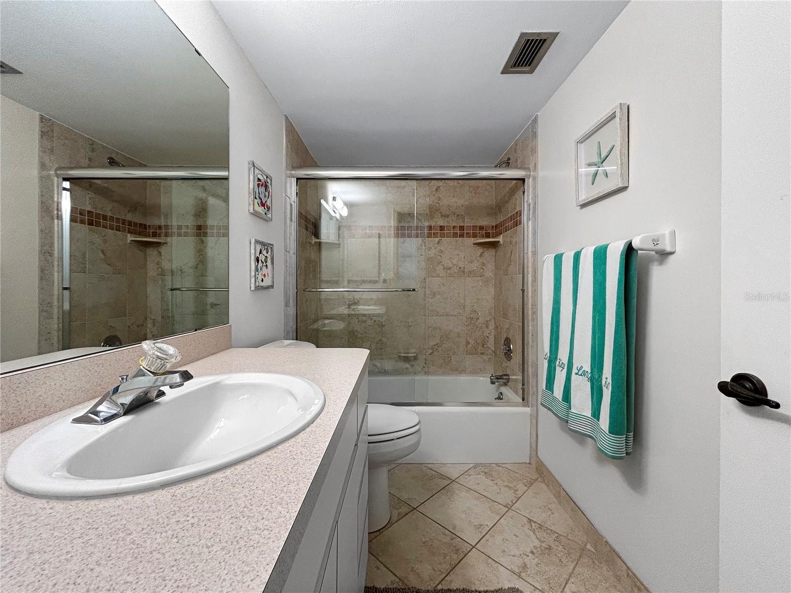 Image 16 of 38 For 4325 Gulf Of Mexico Drive 305