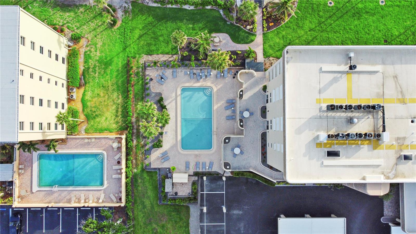 Image 36 of 38 For 4325 Gulf Of Mexico Drive 305