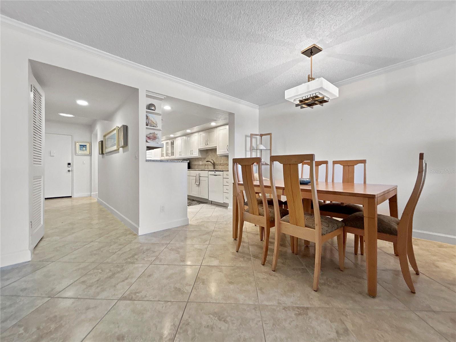 Image 8 of 38 For 4325 Gulf Of Mexico Drive 305