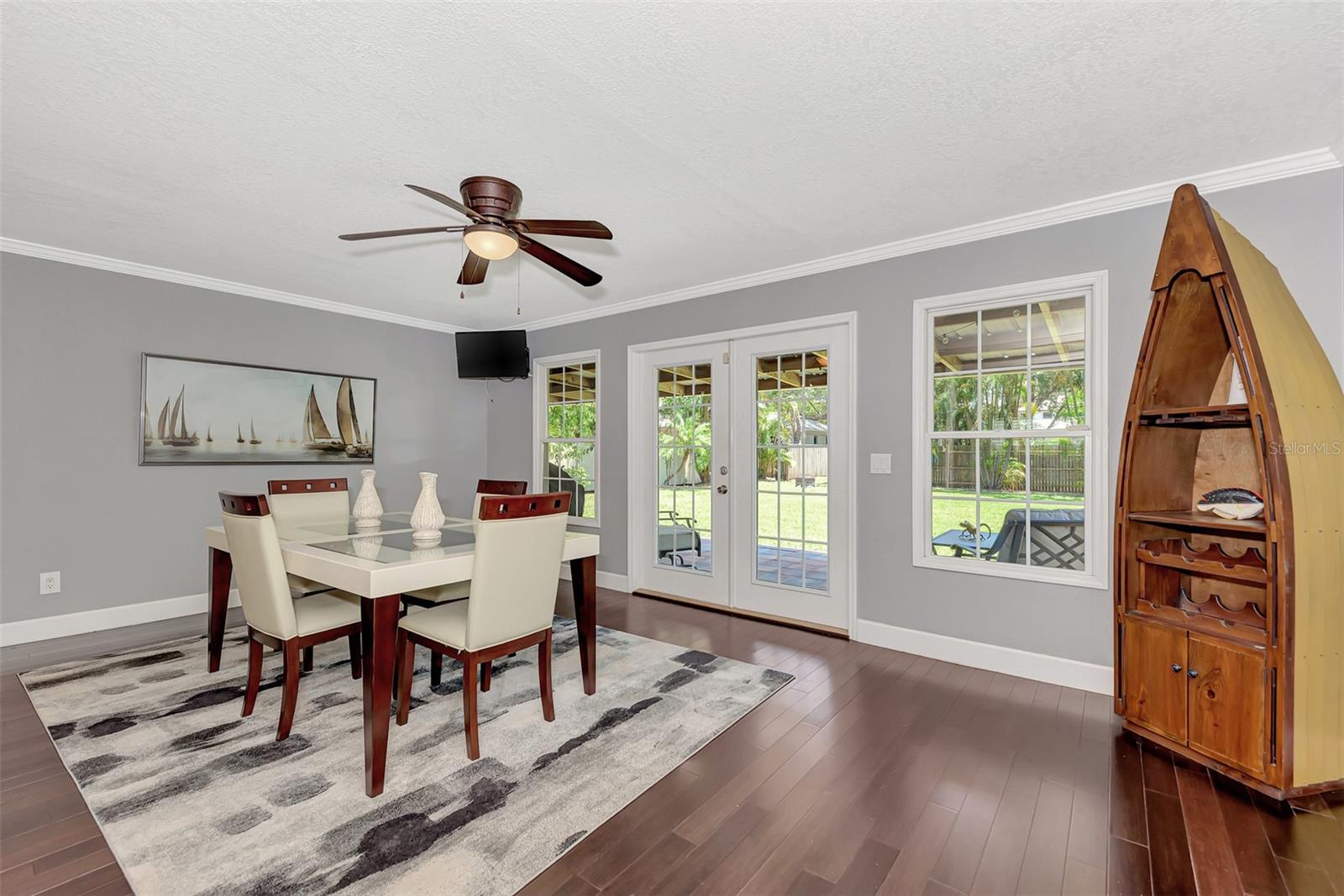 Image 11 of 43 For 1894 Loma Linda Street