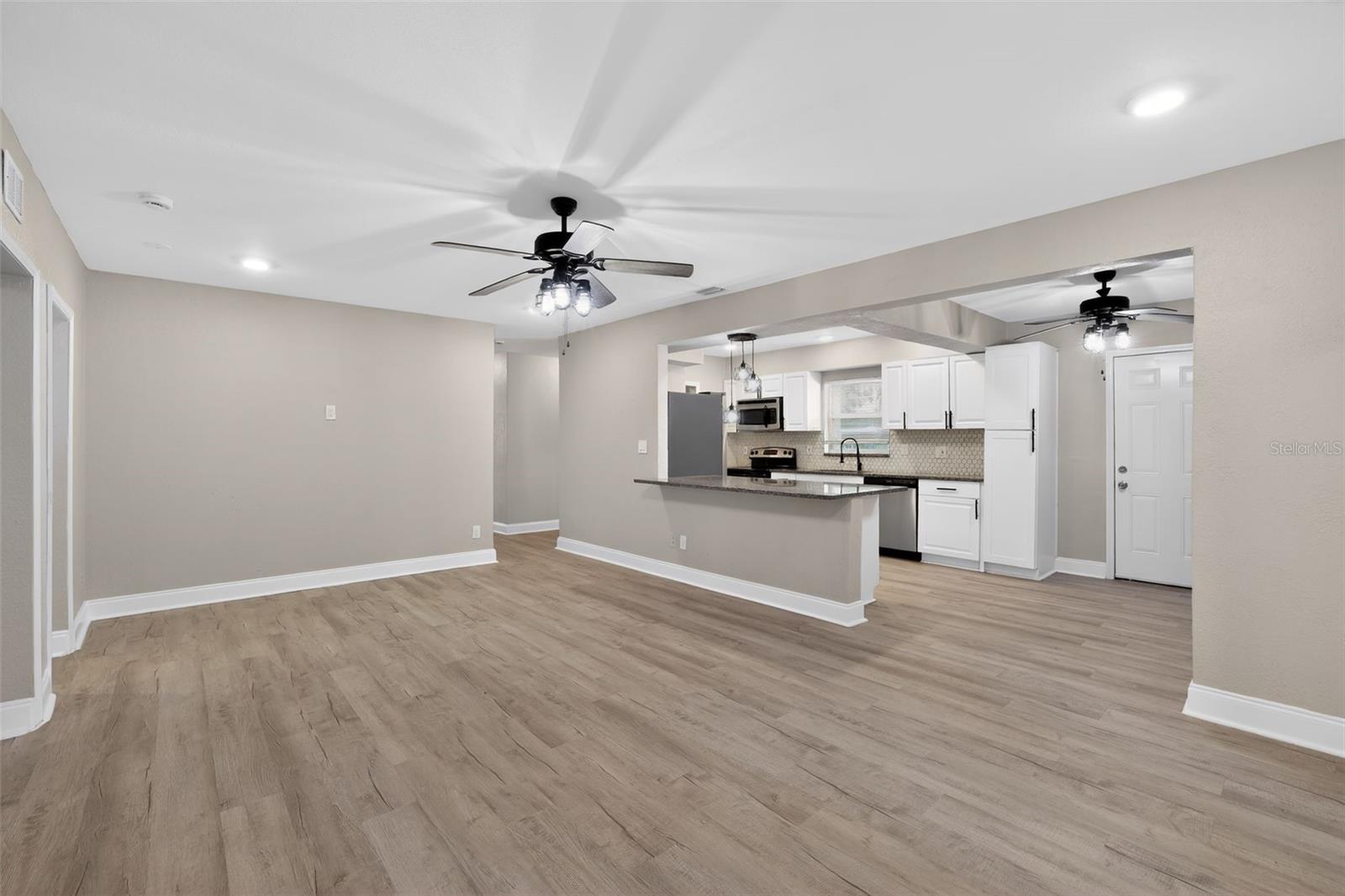 Image 13 of 54 For 1081 55th Terrace S