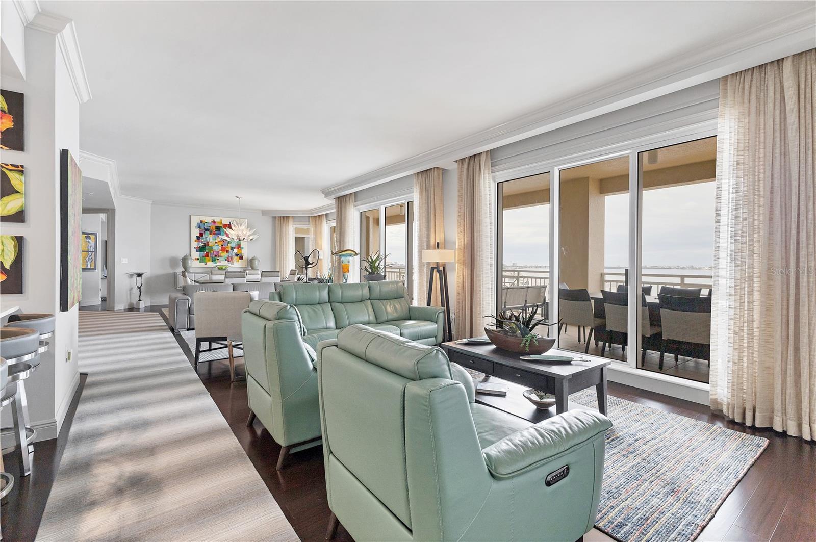 Image 11 of 59 For 35 Watergate Drive 1203